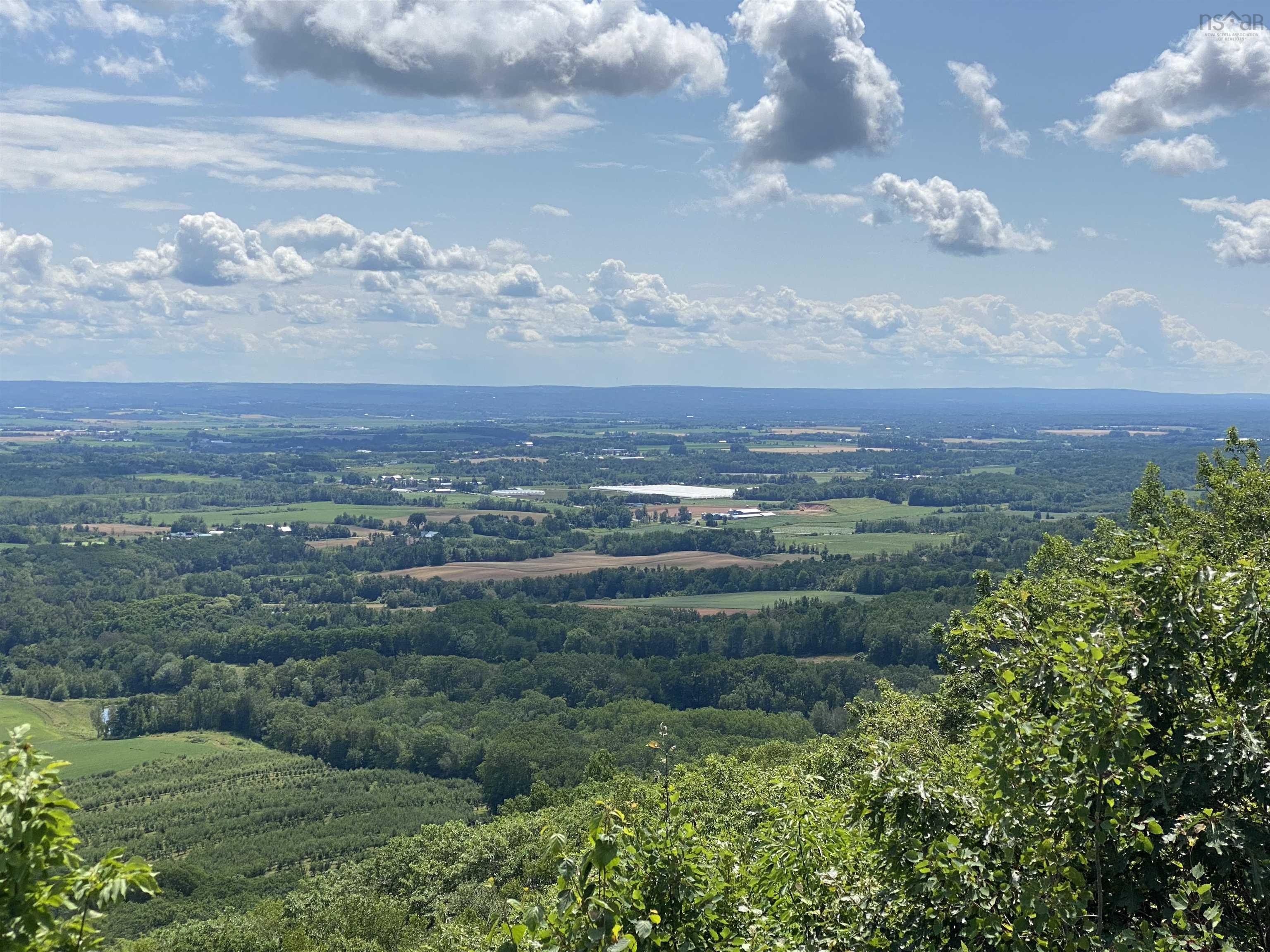 $525,000.00: 3335 358 Highway, Arlington