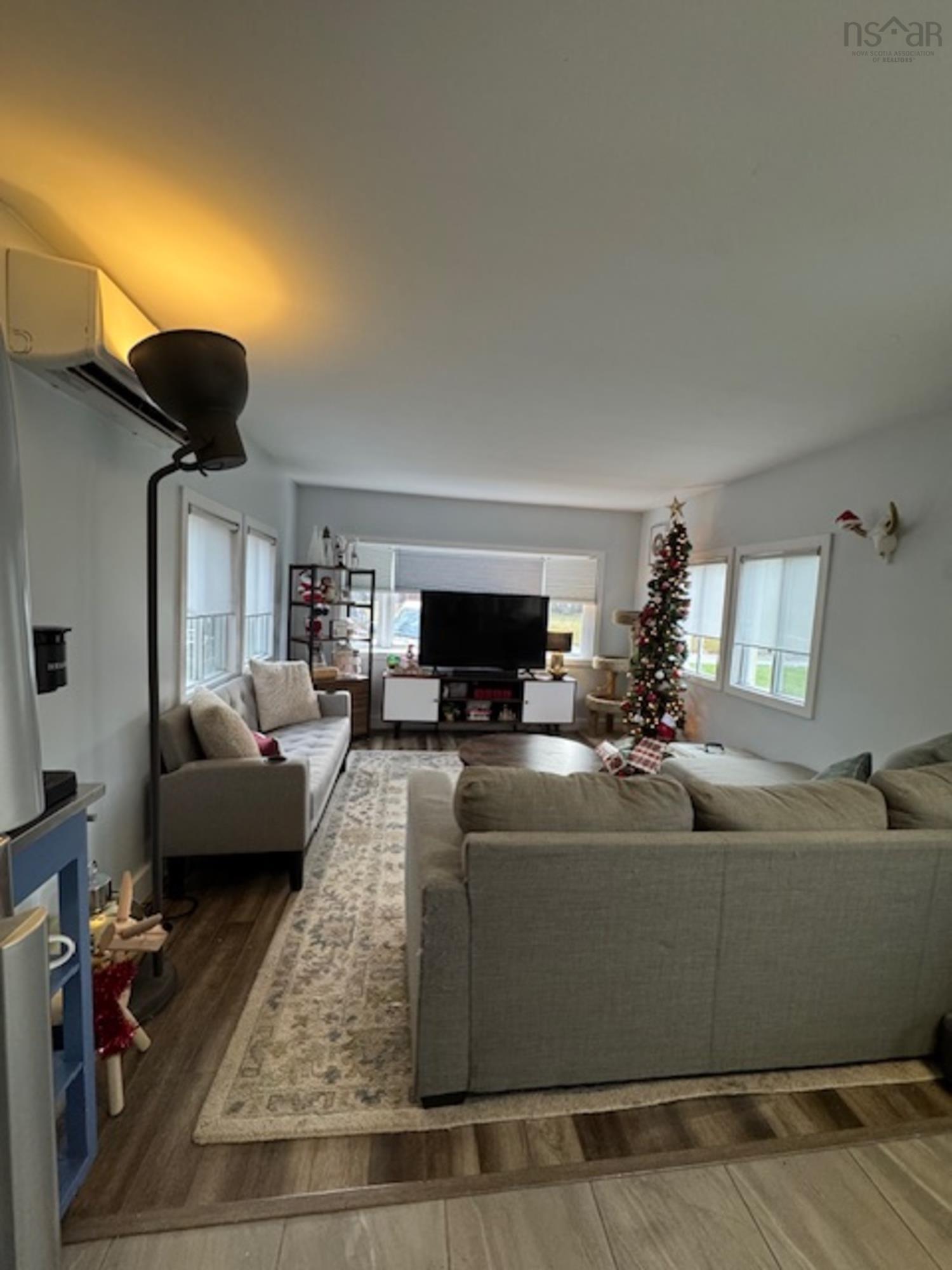 $299,900.00: 1126 Highway 2, Hants