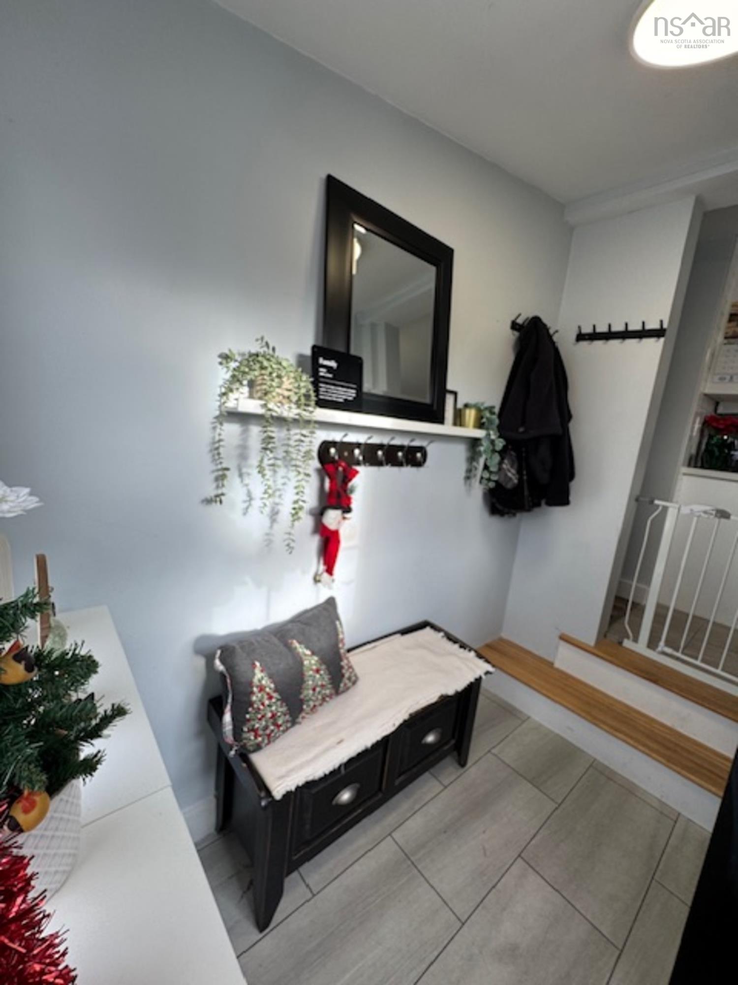 $299,900.00: 1126 Highway 2, Hants