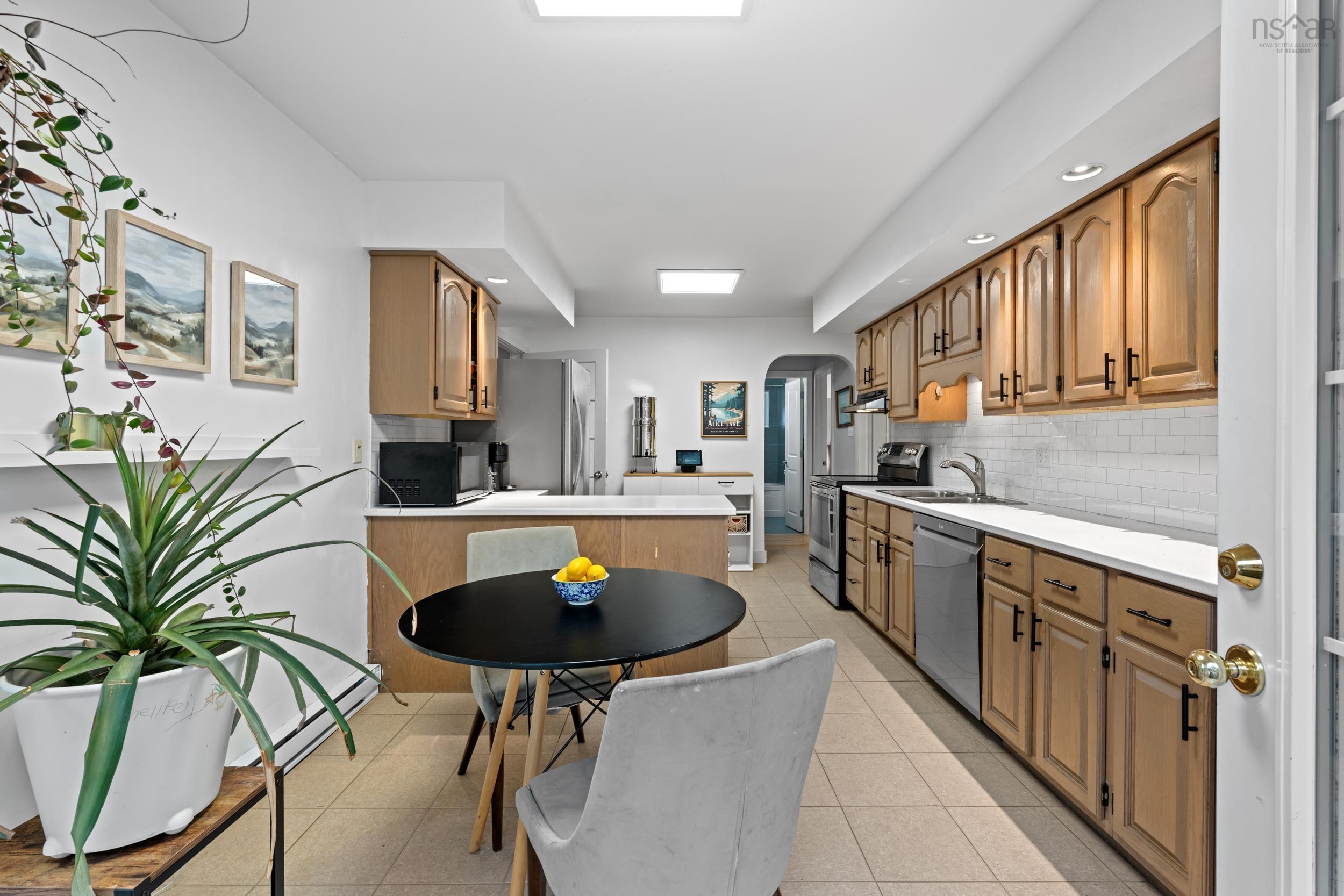 49 Village Crescent, Bedford, NS (MLS 202529412)