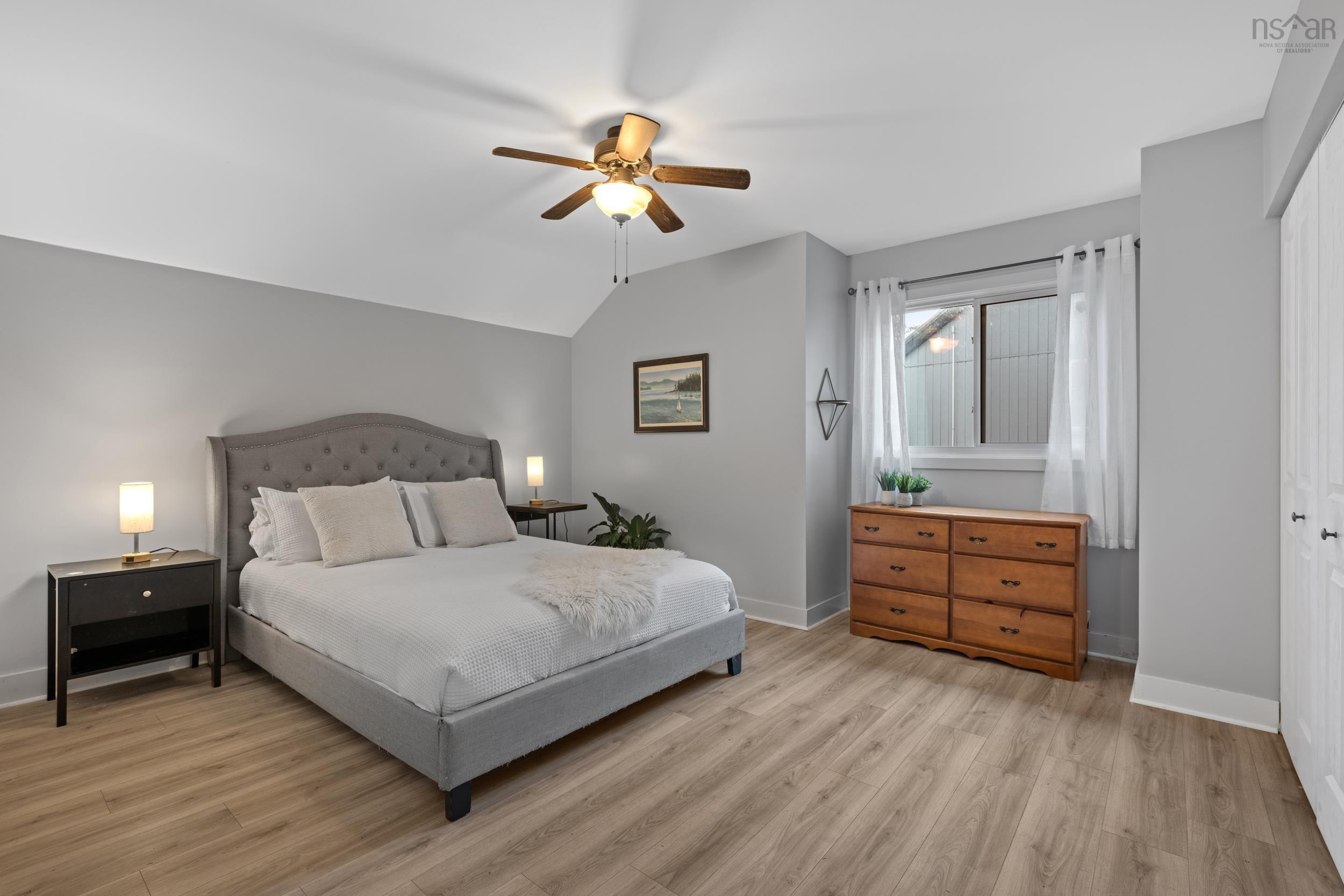 49 Village Crescent, Bedford, NS (MLS 202529412)