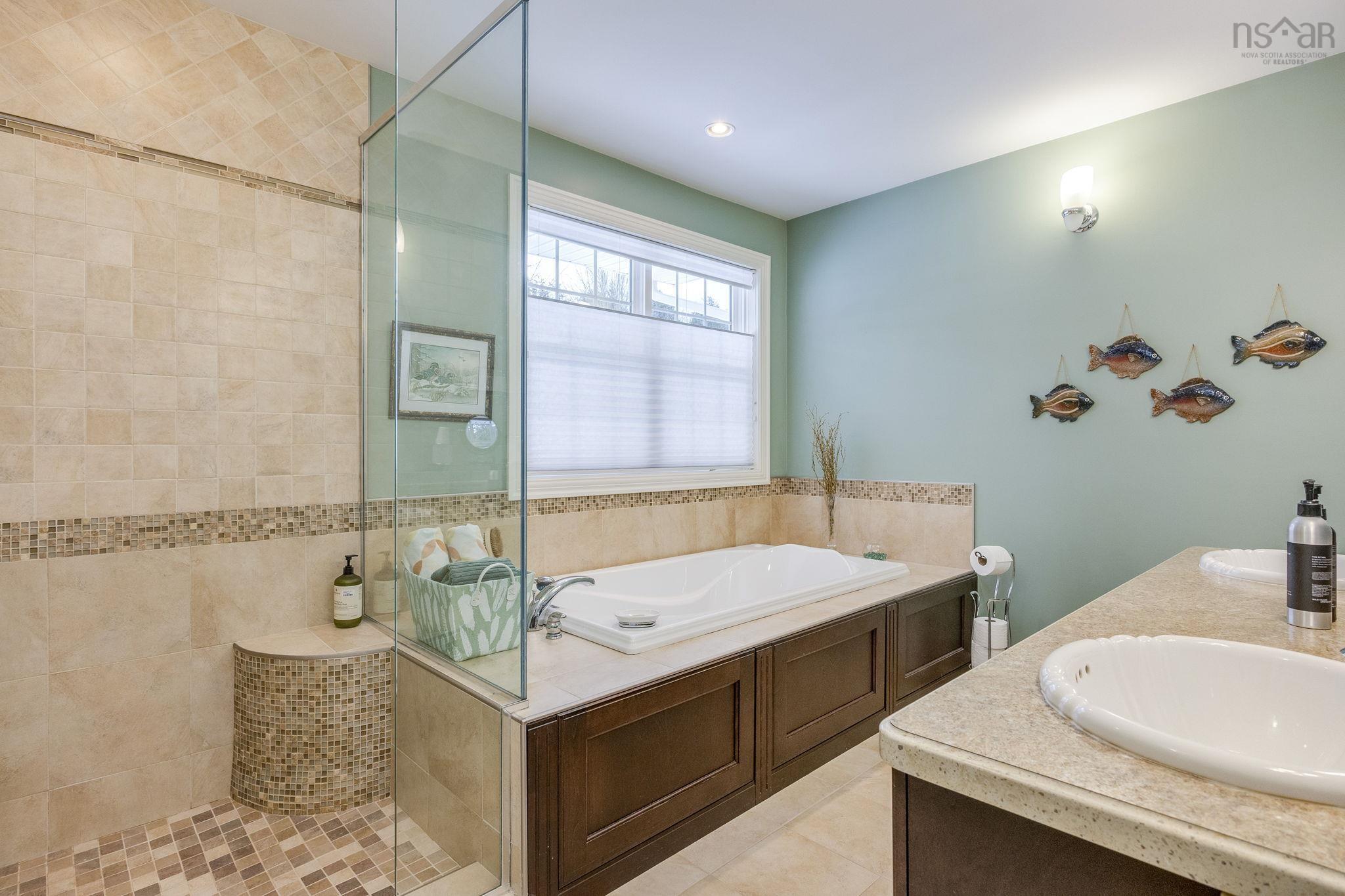 $525,000.00: 41 MacDonald Park Road, Kentville