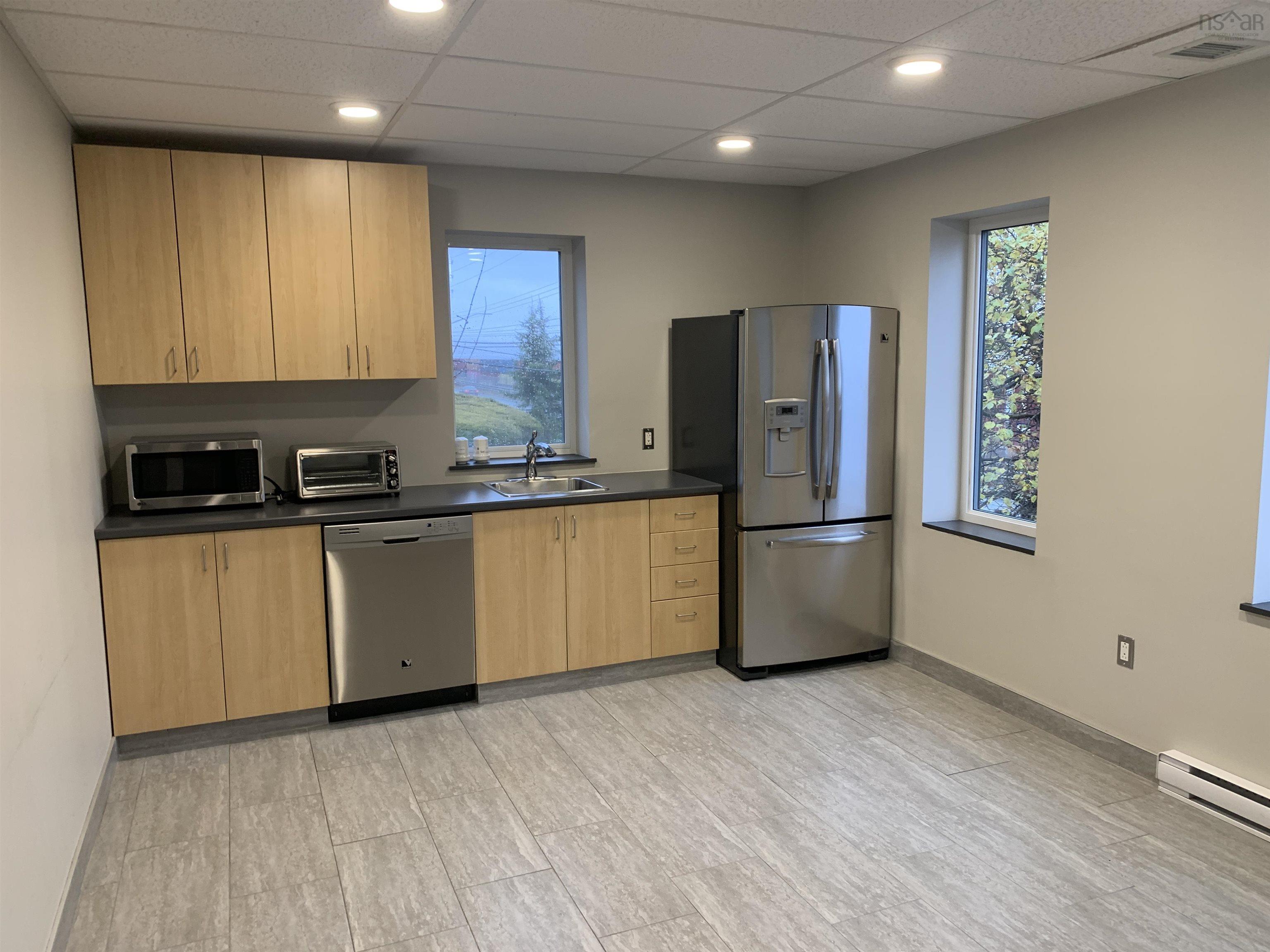 7 Bayview Road, Halifax, NS (MLS 202529421)