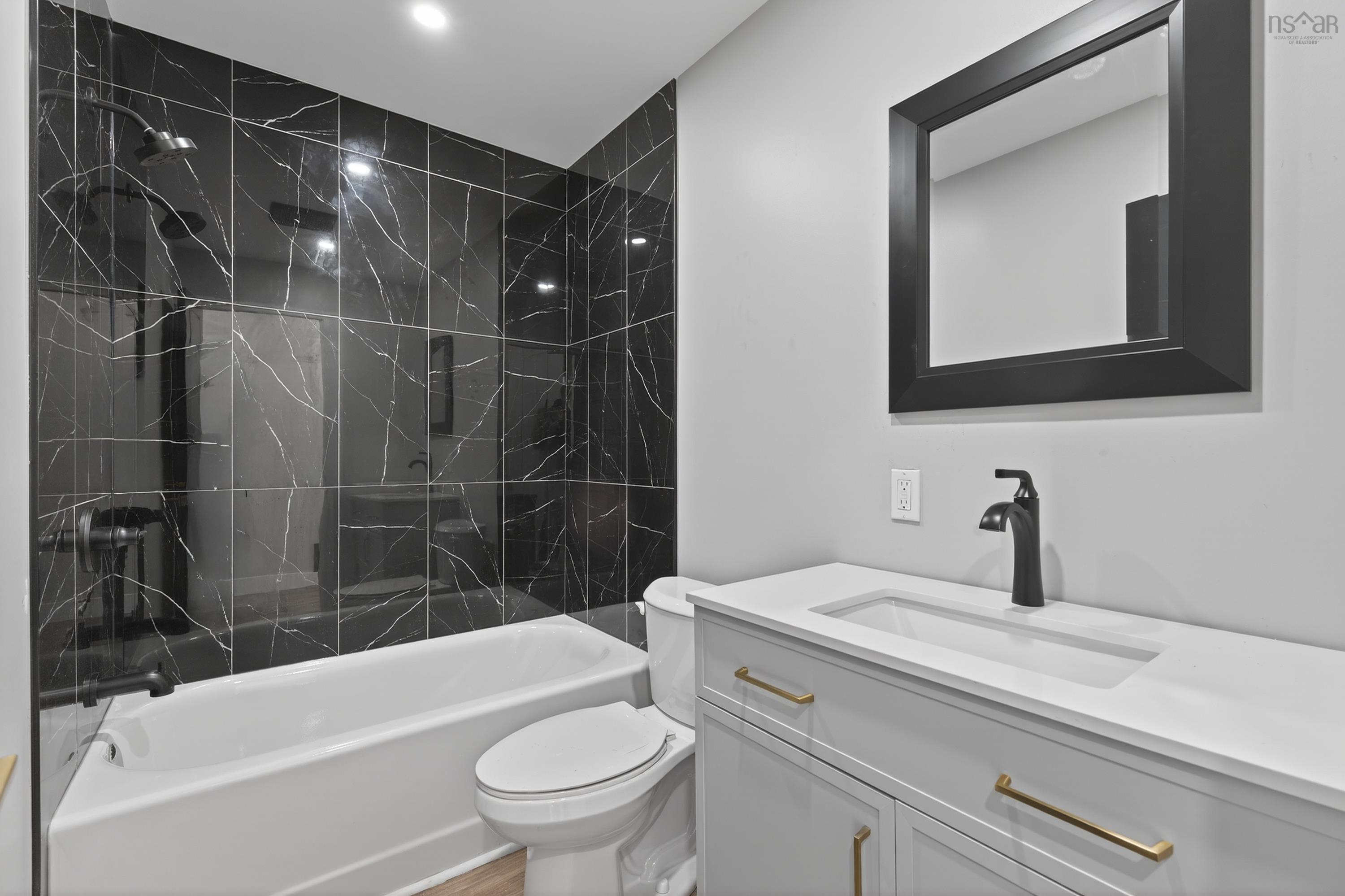 $379,900.00: 56 Stanfeild Street      Sydney, Sydney