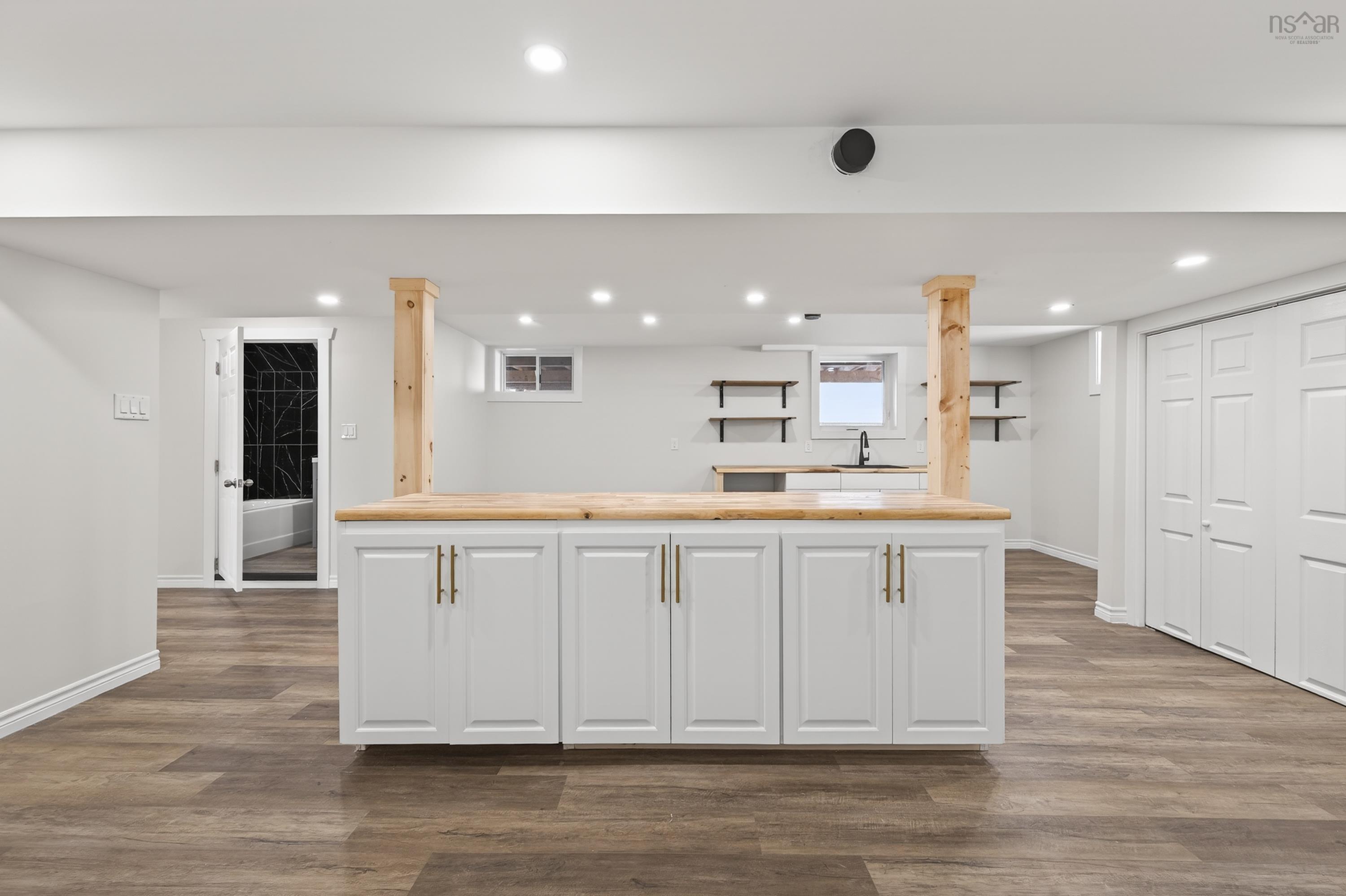 $379,900.00: 56 Stanfeild Street      Sydney, Sydney