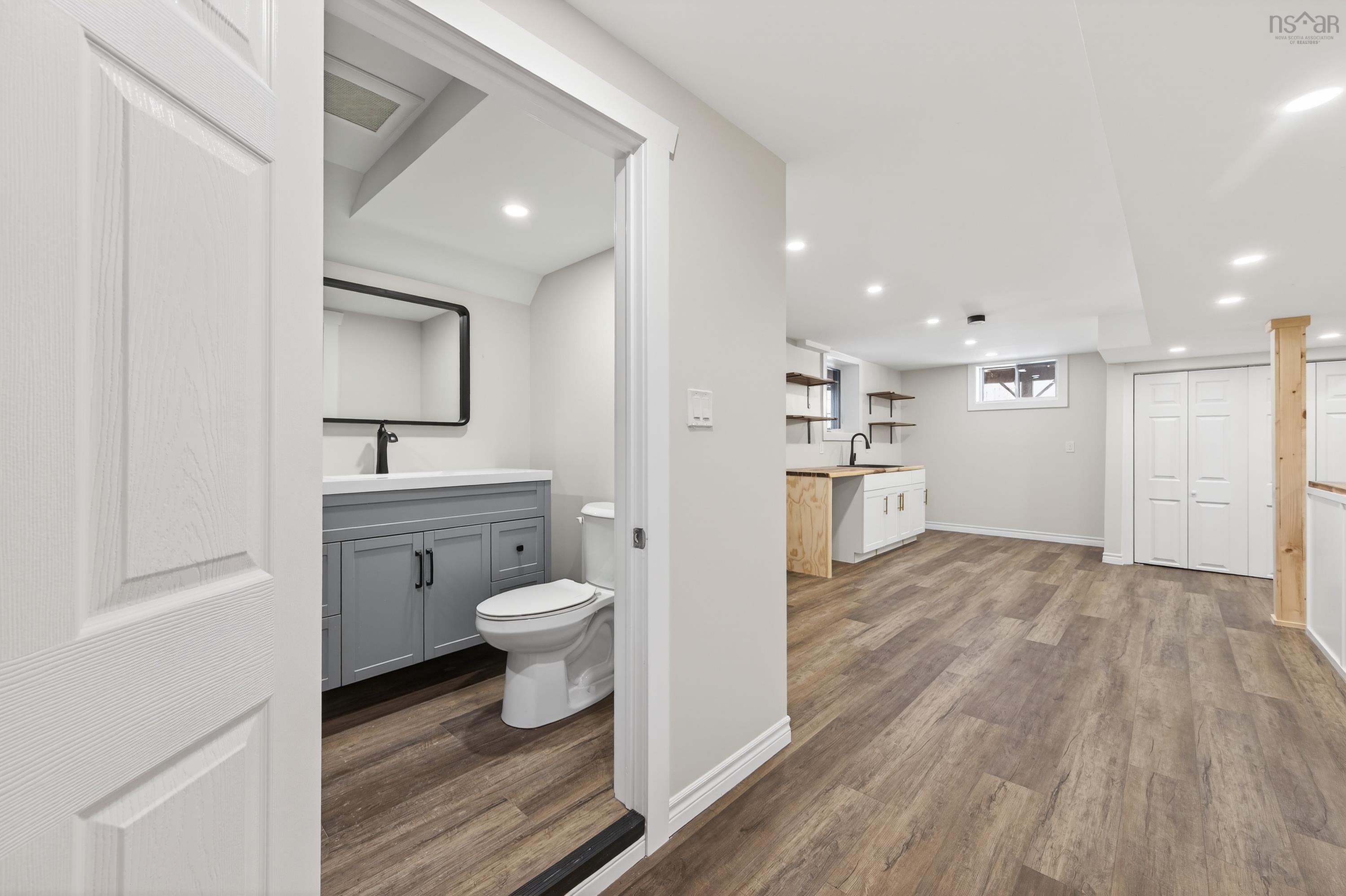 $379,900.00: 56 Stanfeild Street      Sydney, Sydney