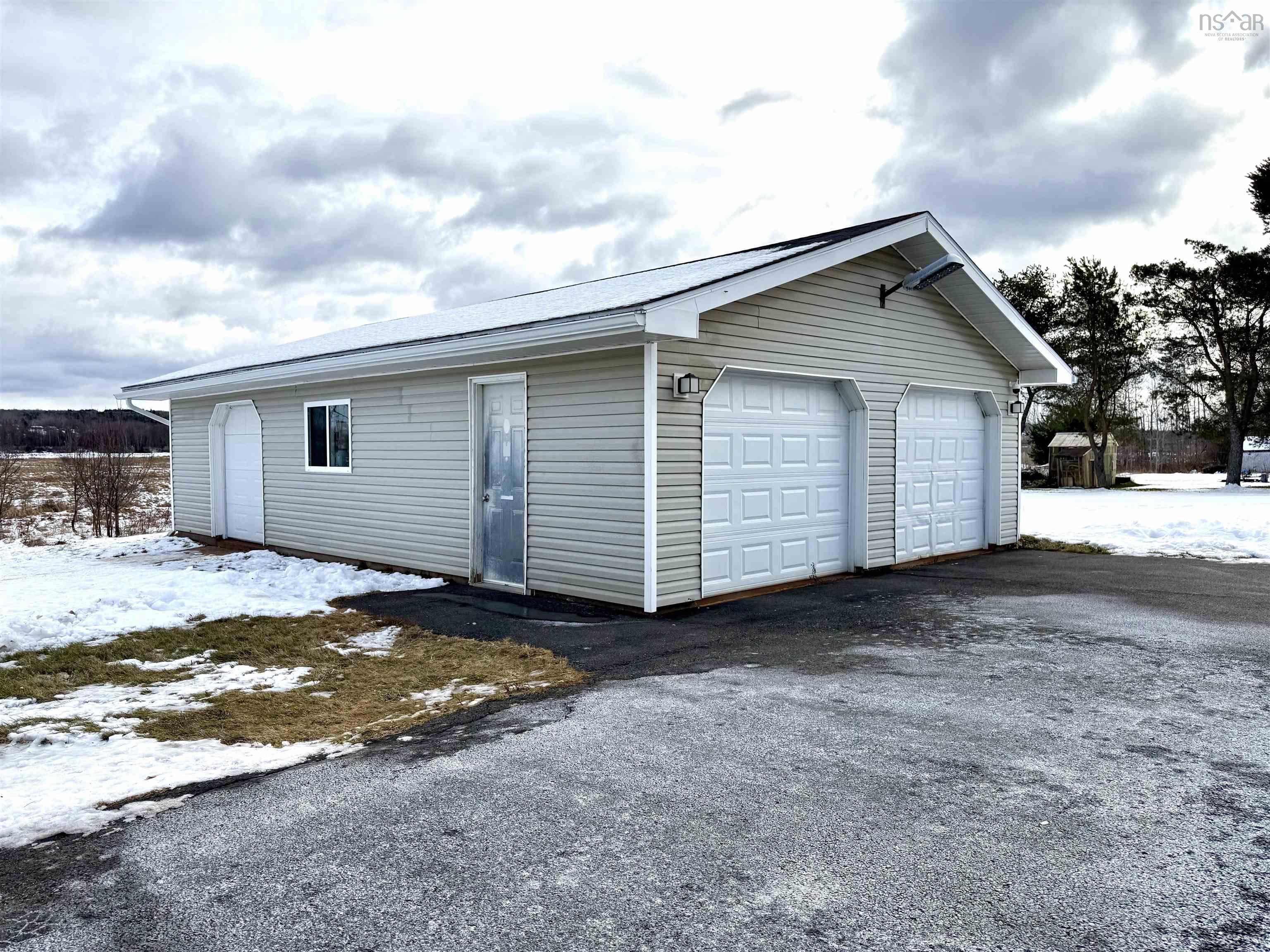 $299,900.00: 3260 Barronsfield Road, River Hebert