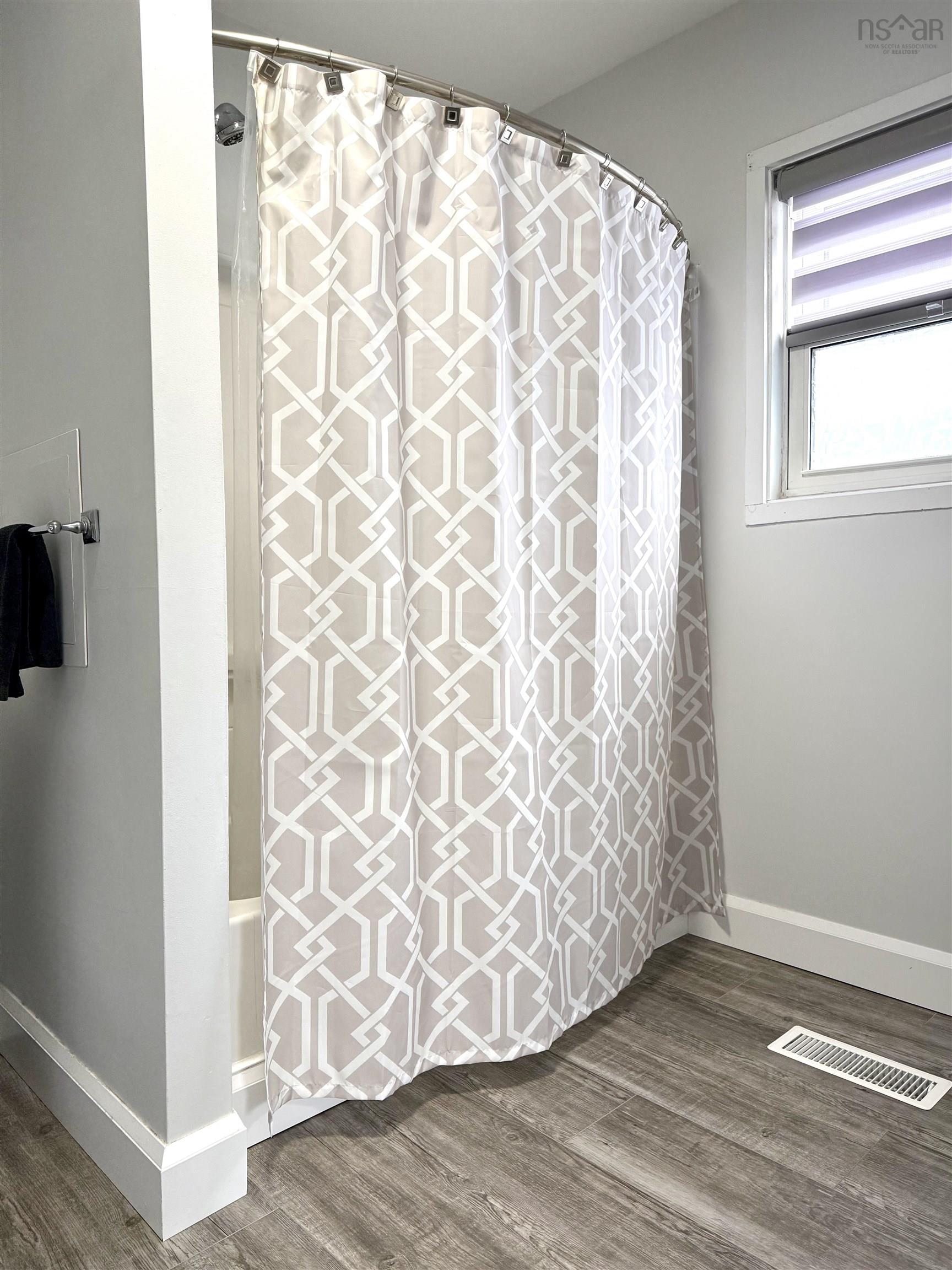 $299,900.00: 3260 Barronsfield Road, River Hebert