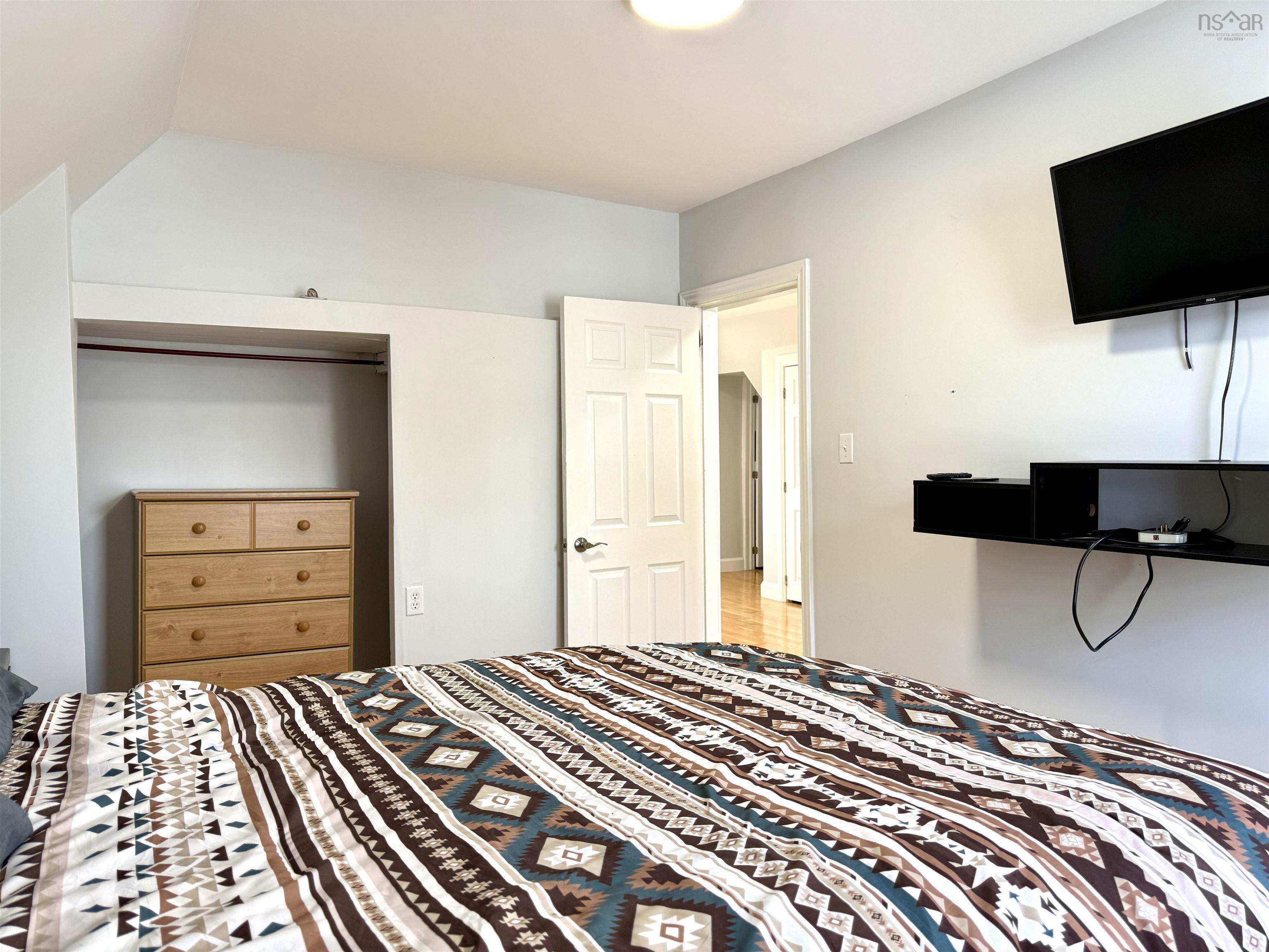 $299,900.00: 3260 Barronsfield Road, River Hebert