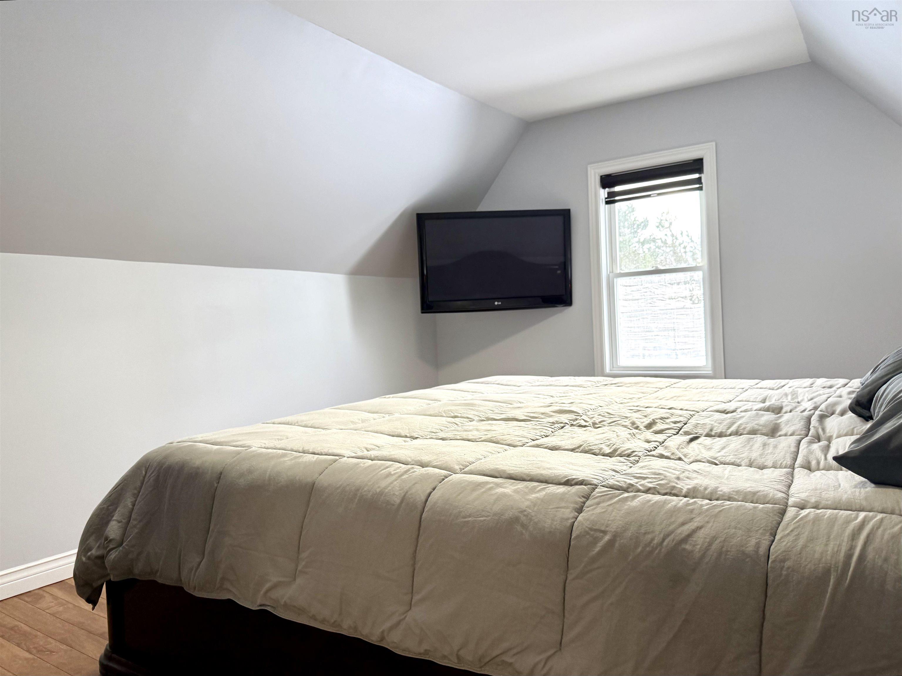 $299,900.00: 3260 Barronsfield Road, River Hebert