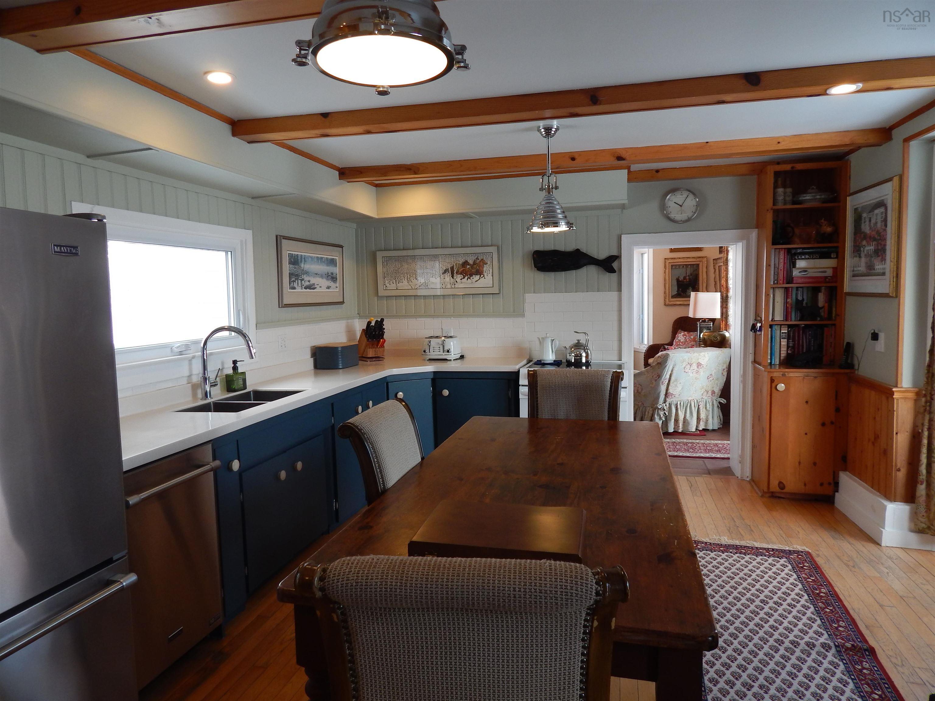 $649,900.00: 5888 331 Highway, Petite Rivière