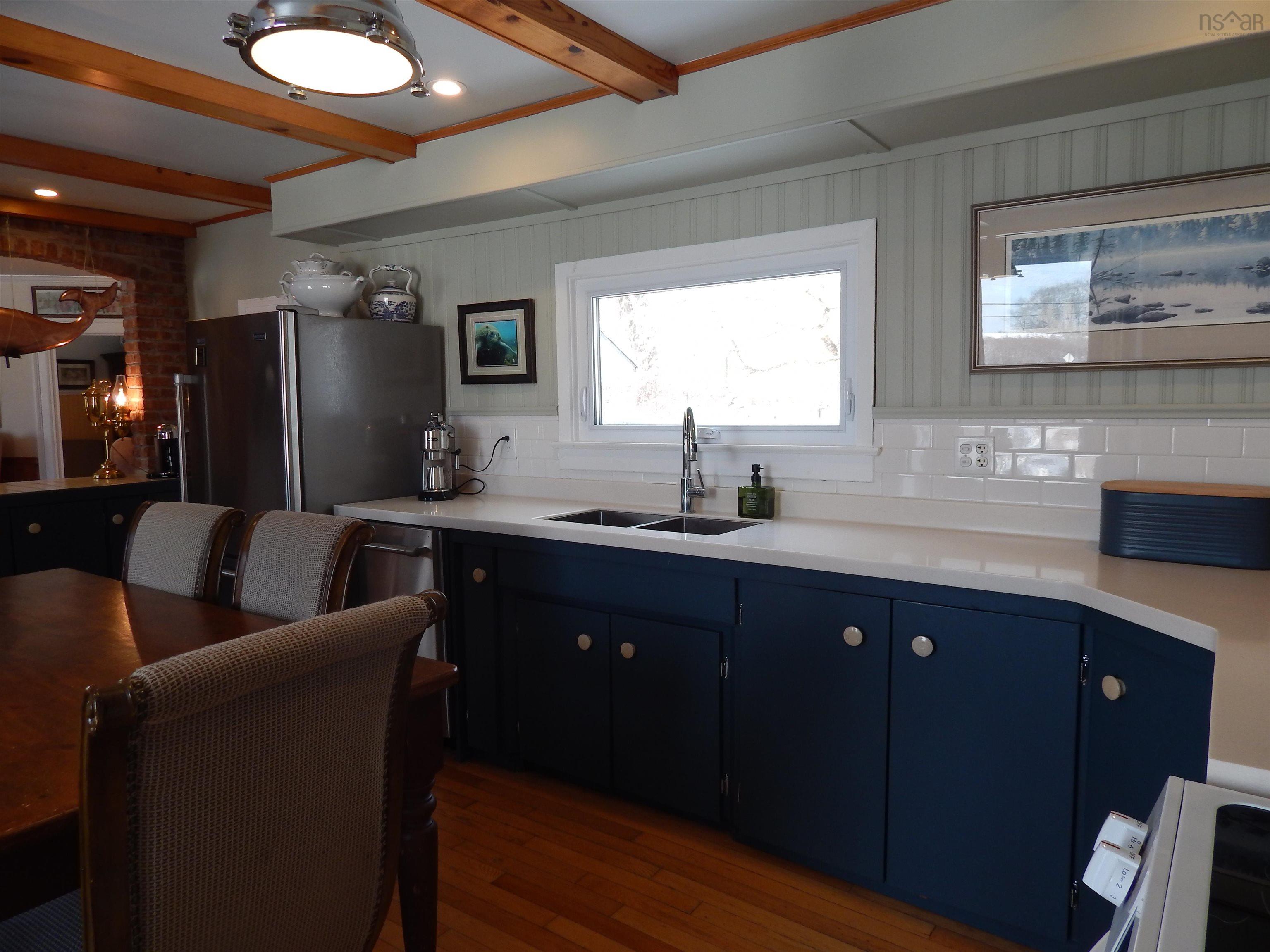 $649,900.00: 5888 331 Highway, Petite Rivière