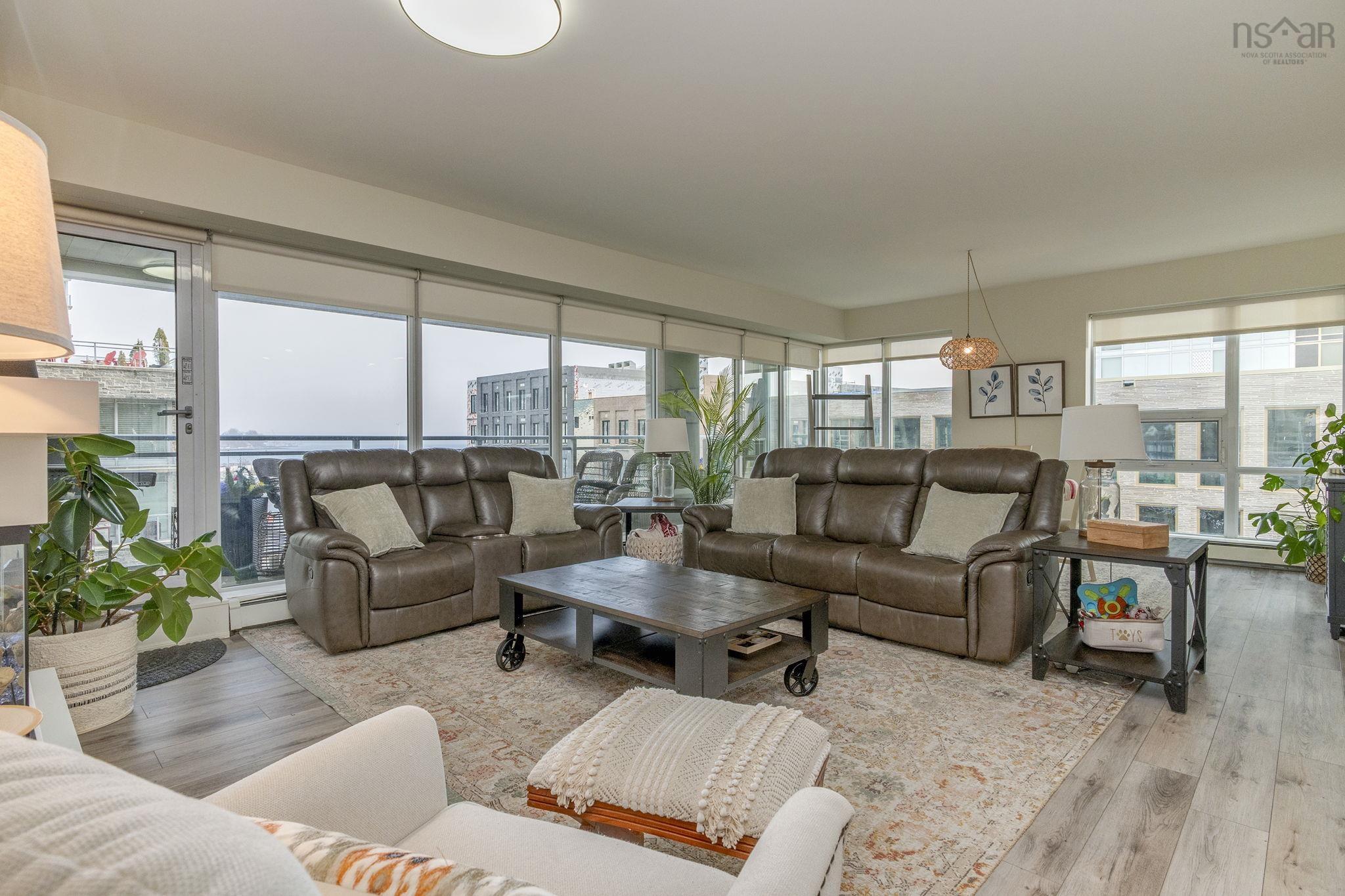 305 15 Kings Wharf Place, Dartmouth, NS (MLS 202529432)