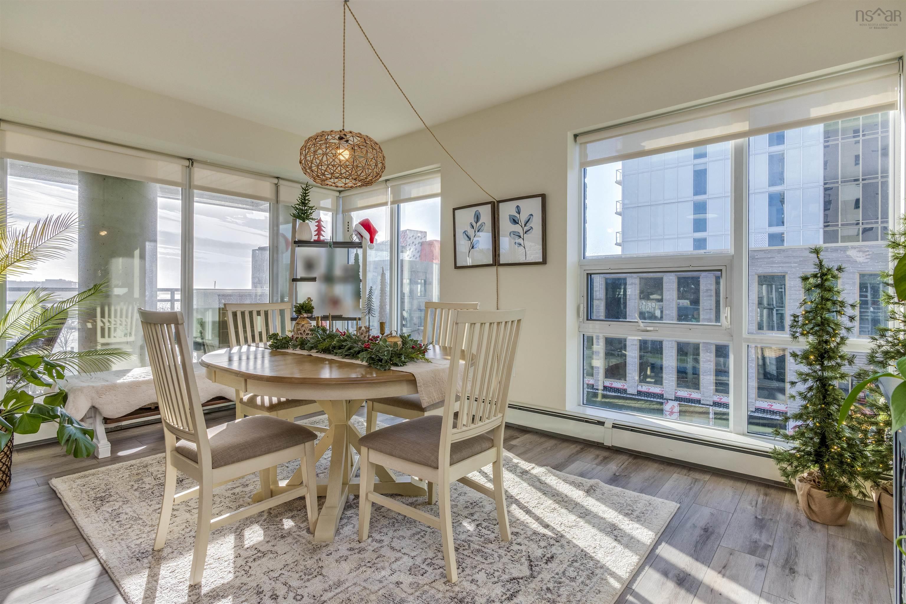 $708,900.00: 305 15 Kings Warf Place, Dartmouth