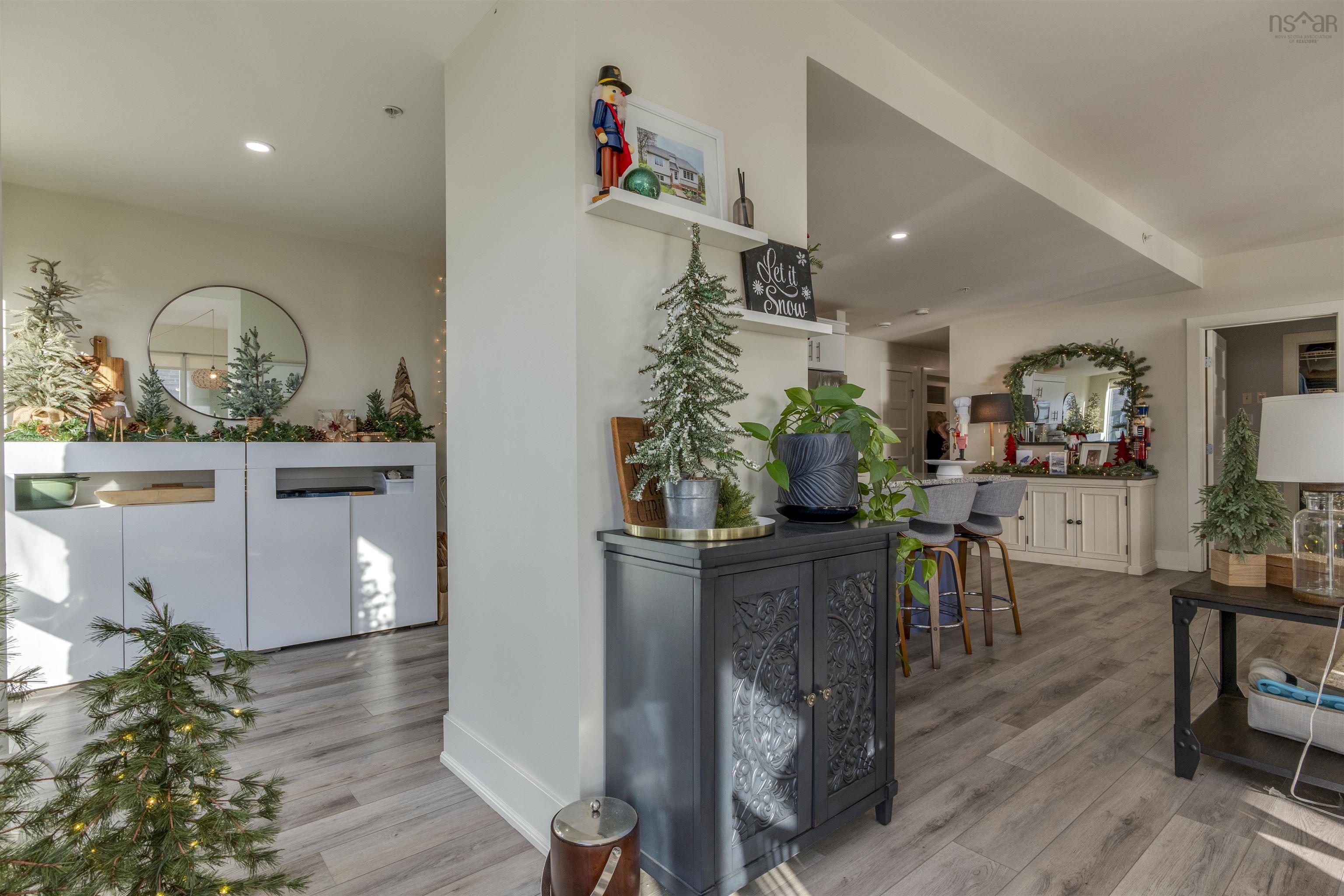 $708,900.00: 305 15 Kings Warf Place, Dartmouth