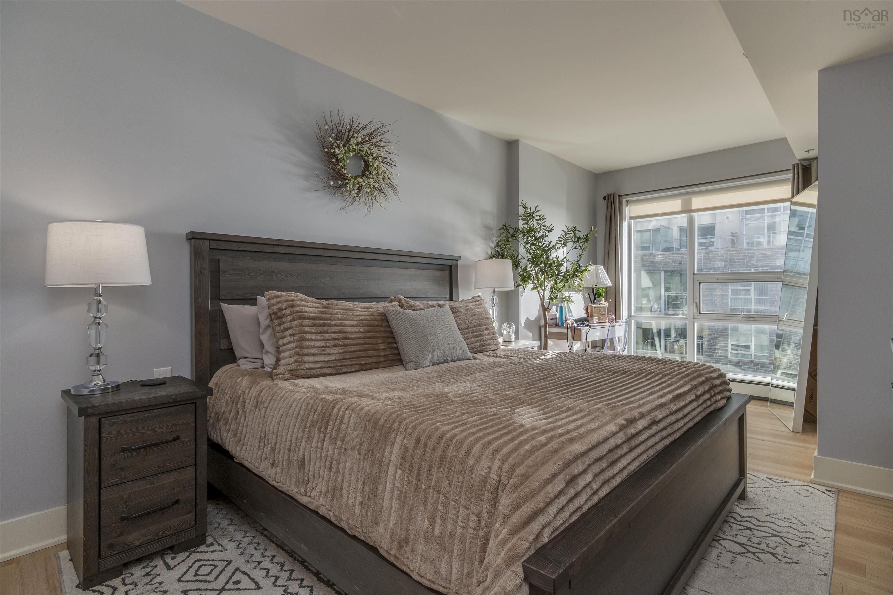 305 15 Kings Wharf Place, Dartmouth, NS (MLS 202529432)