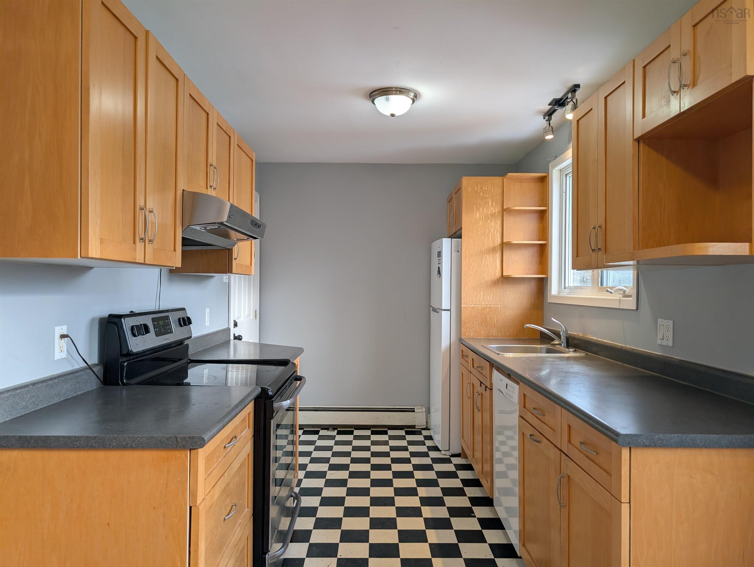 $604,900.00: 2 & 2A Parkmoor Avenue, Spryfield