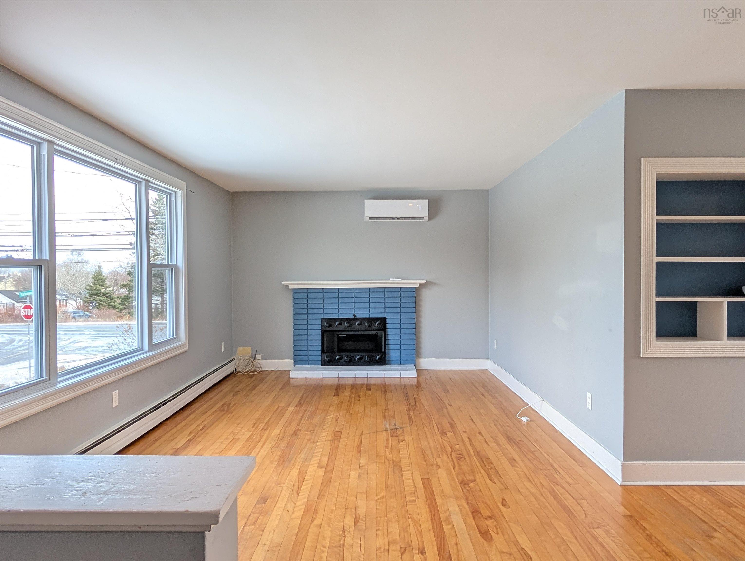 $604,900.00: 2 & 2A Parkmoor Avenue, Spryfield