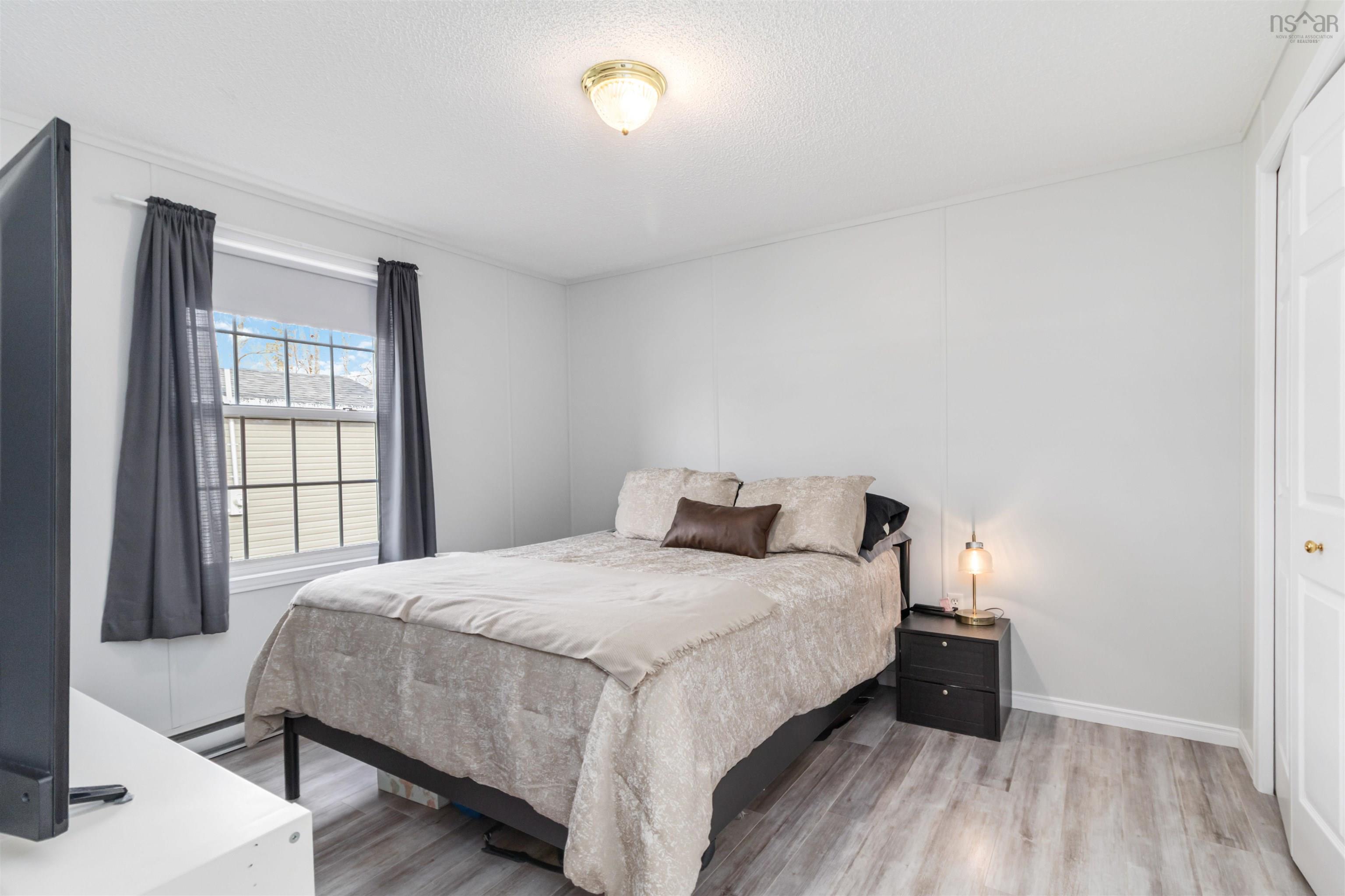 $219,900.00: 10 Snow White Drive, Lake Echo