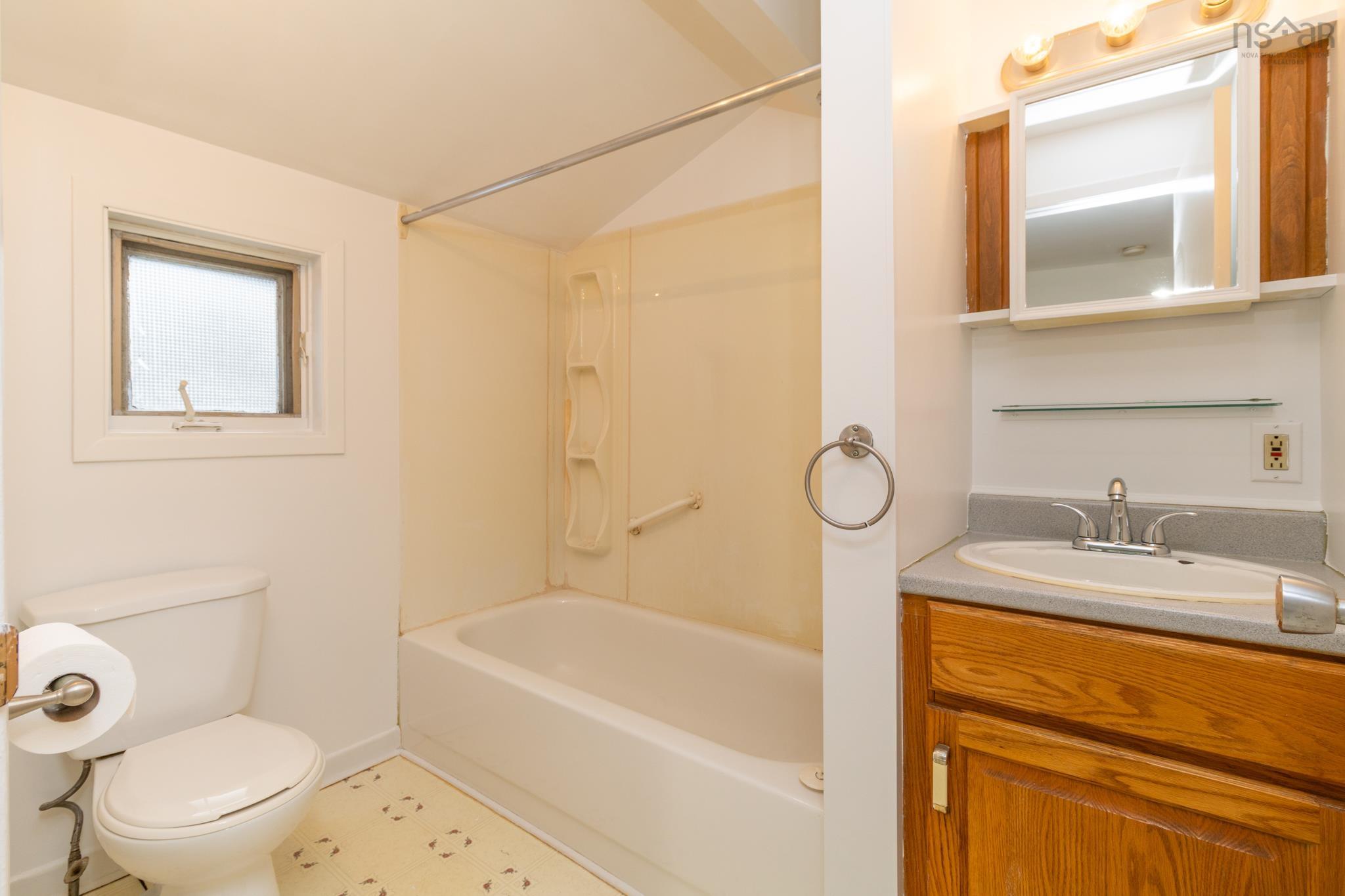 $179,900.00: 3 Baker Street, Yarmouth