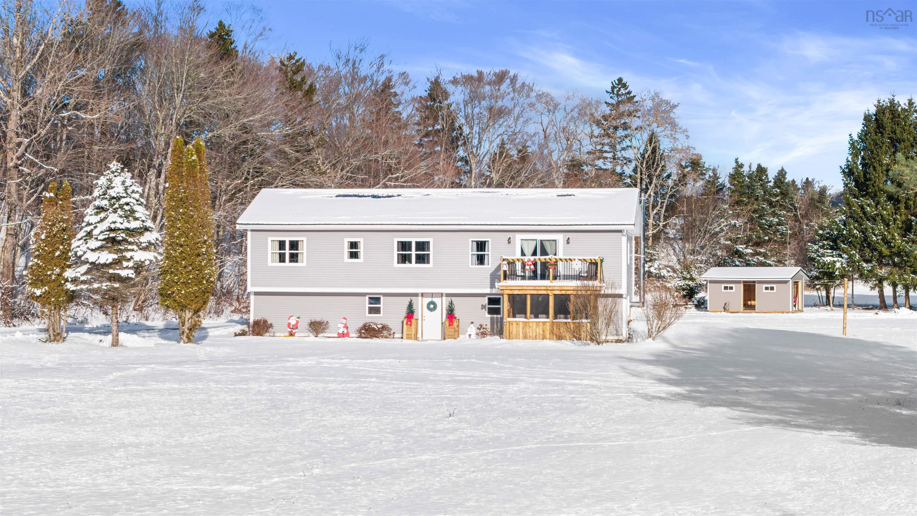 $359,900.00: 1197 HIGHWAY 2, Five Islands