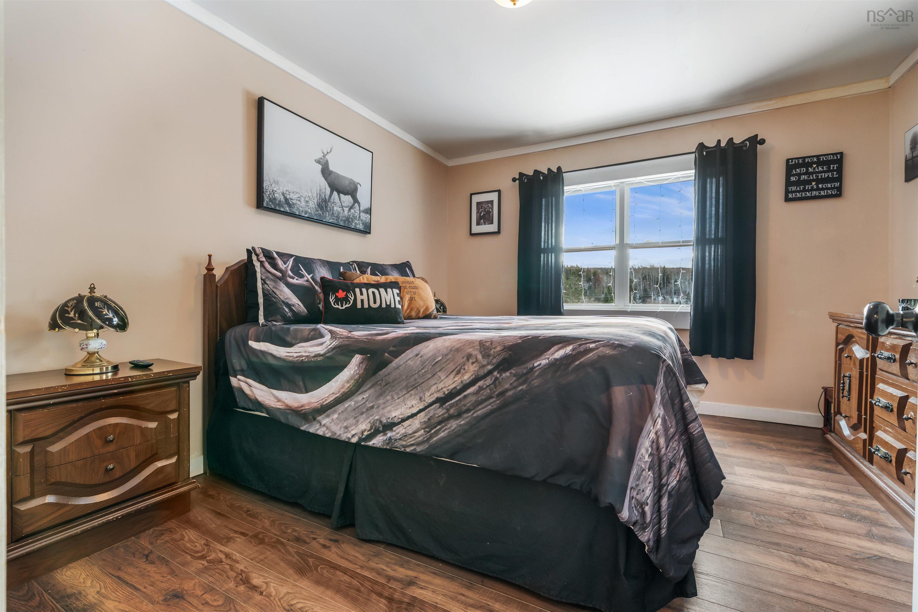 $359,900.00: 1197 HIGHWAY 2, Five Islands