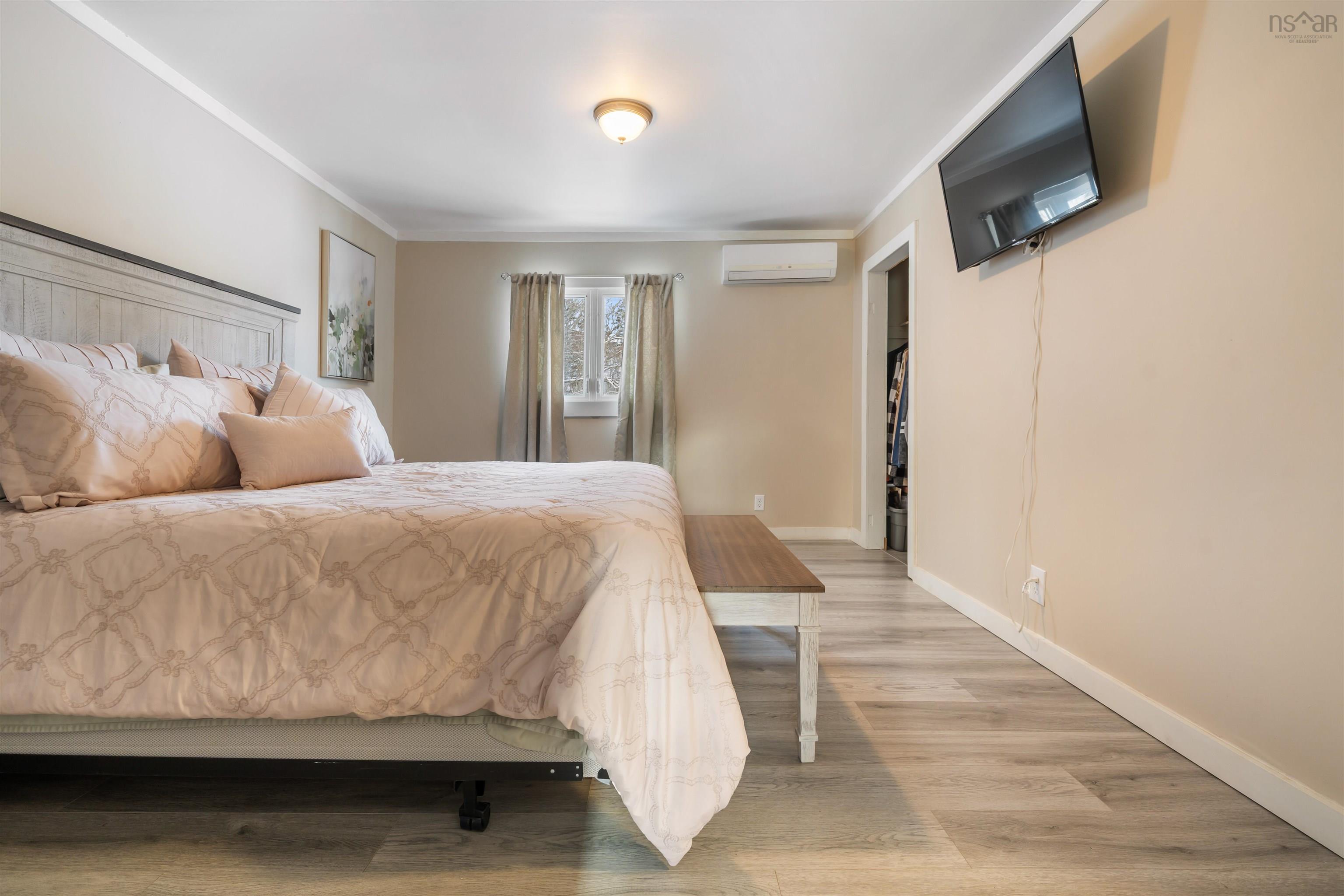 $359,900.00: 1197 HIGHWAY 2, Five Islands