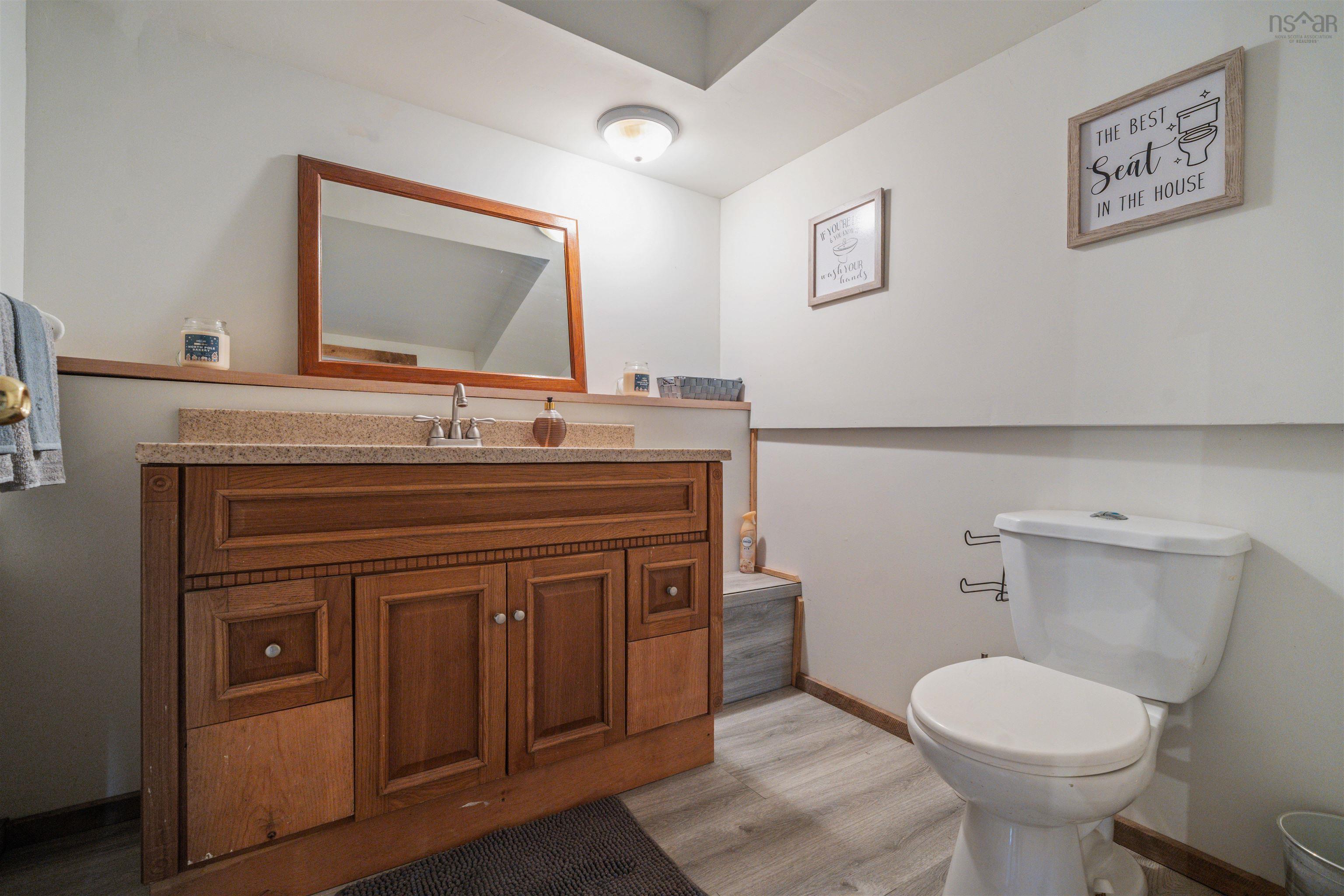 $359,900.00: 1197 HIGHWAY 2, Five Islands