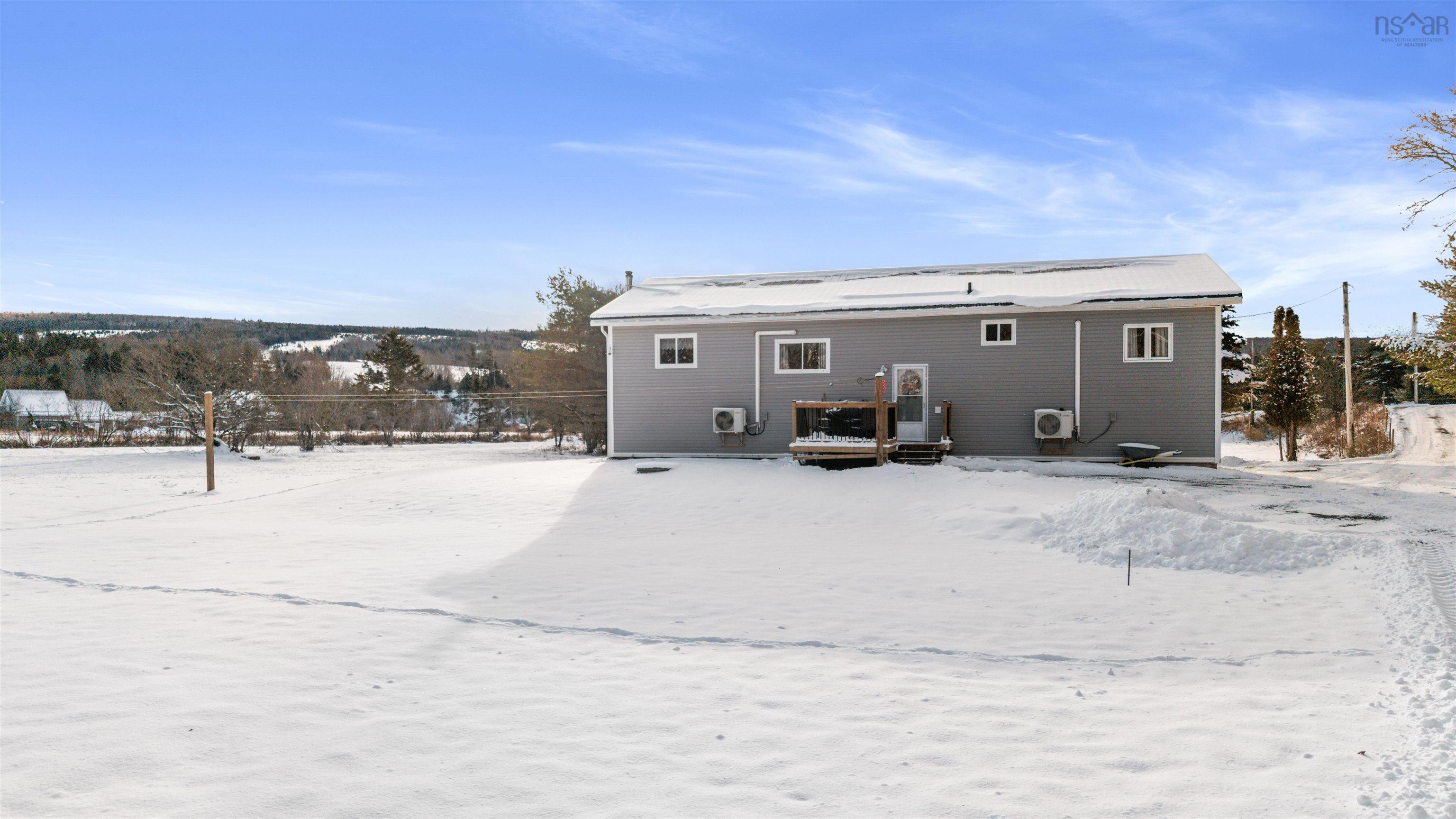 $359,900.00: 1197 HIGHWAY 2, Five Islands