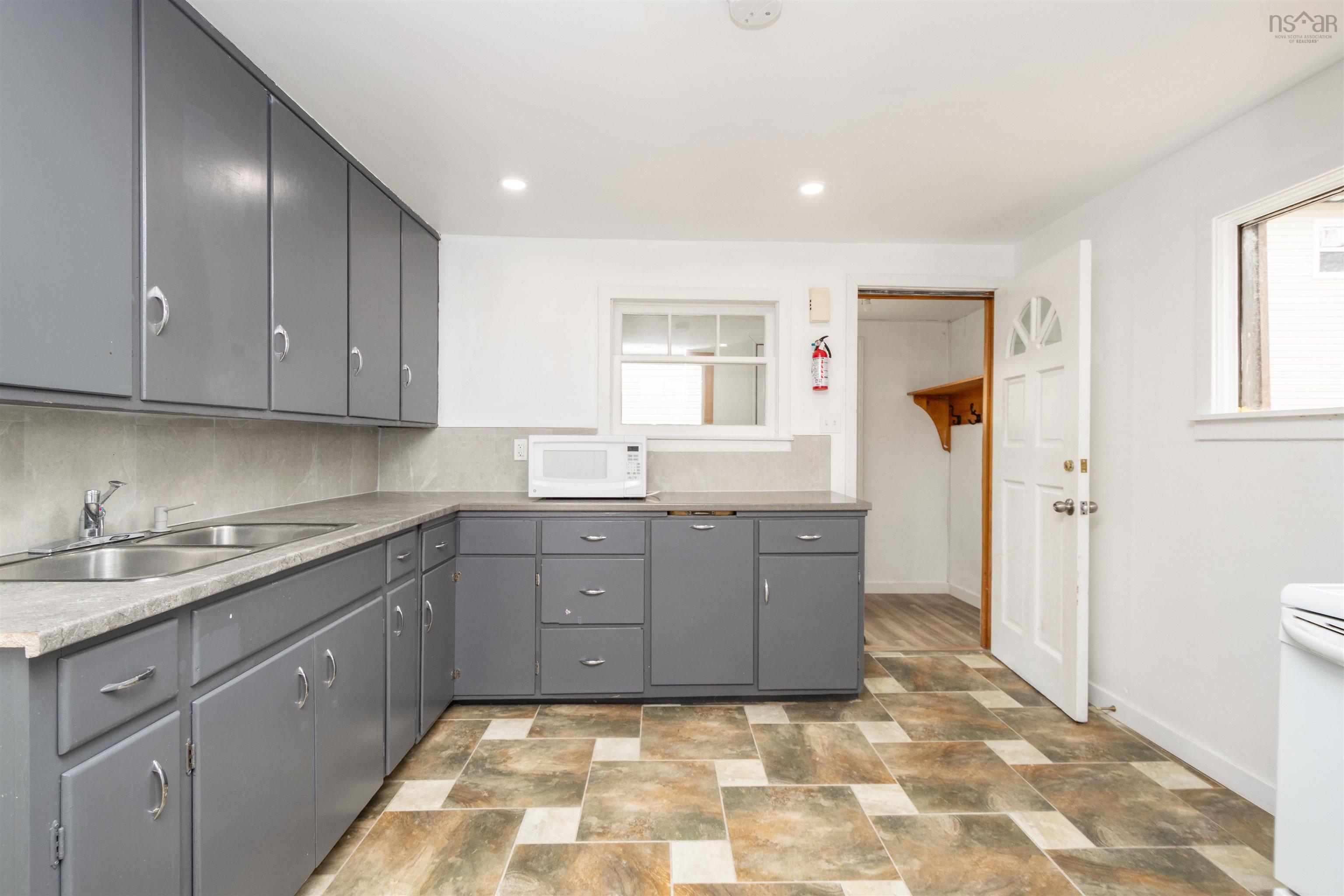 $479,000.00: 12 Layton Road, Halifax