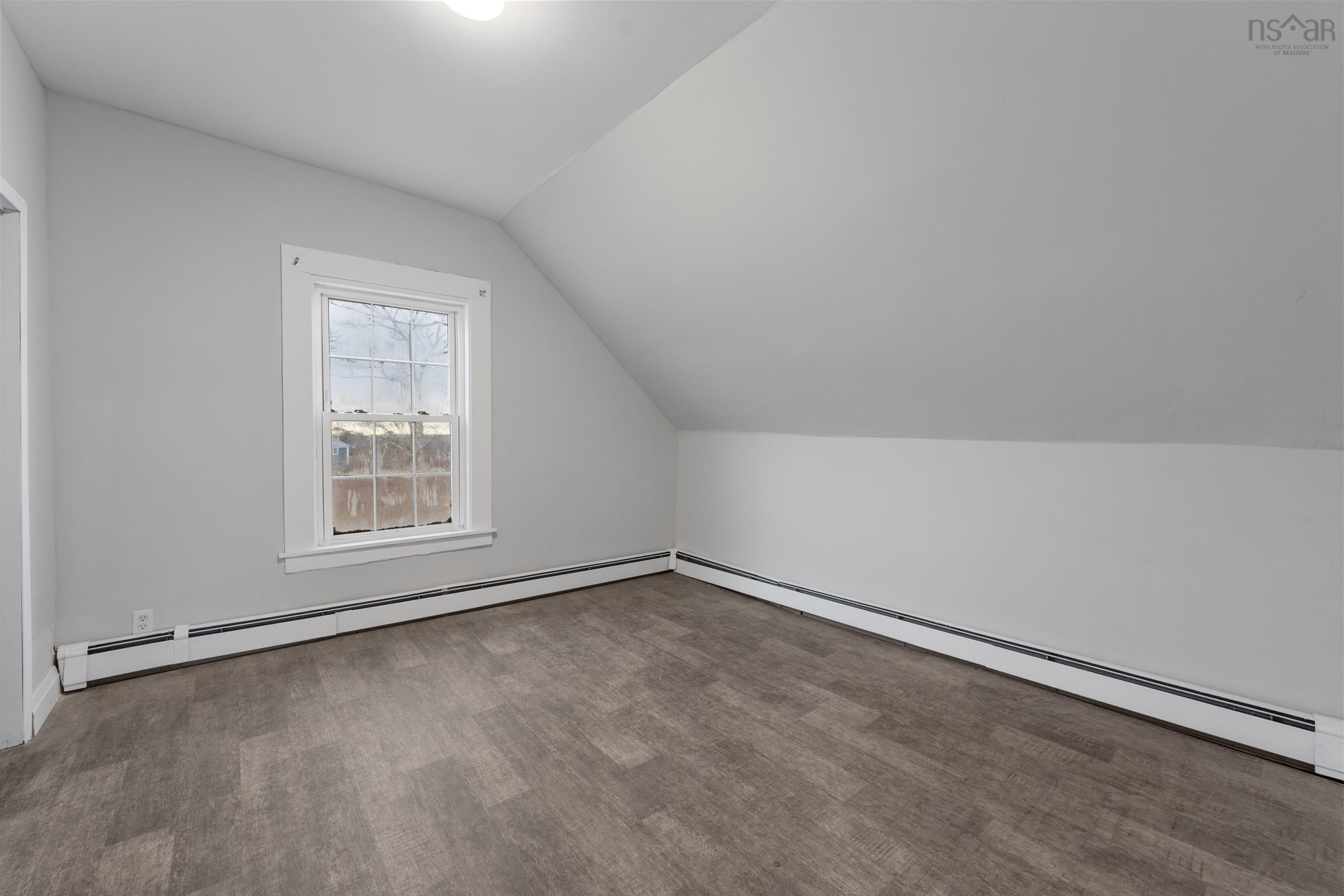 $199,000.00: 1245 Highway 1, Wellington