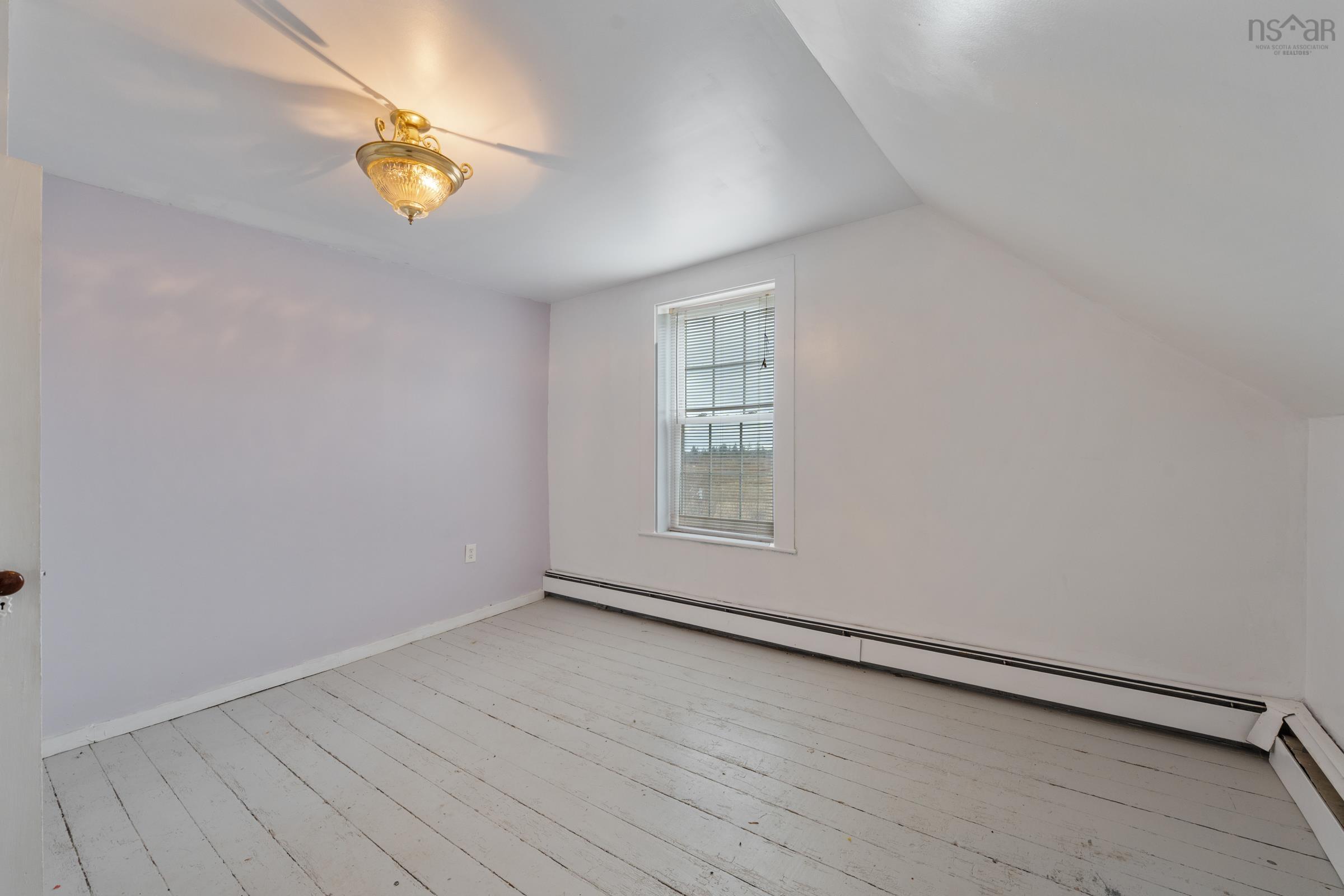 $199,000.00: 1245 Highway 1, Wellington