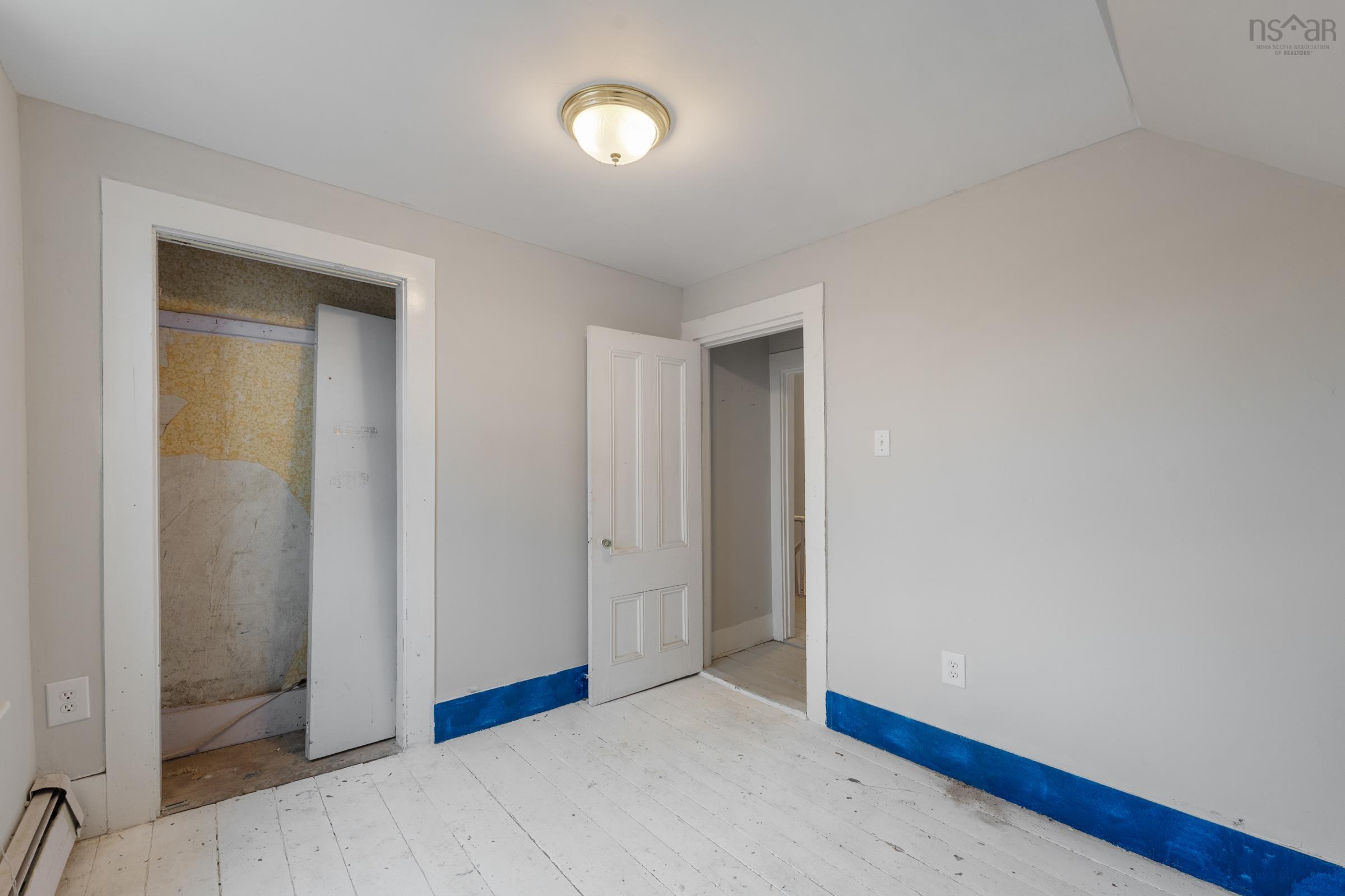 $199,000.00: 1245 Highway 1, Wellington