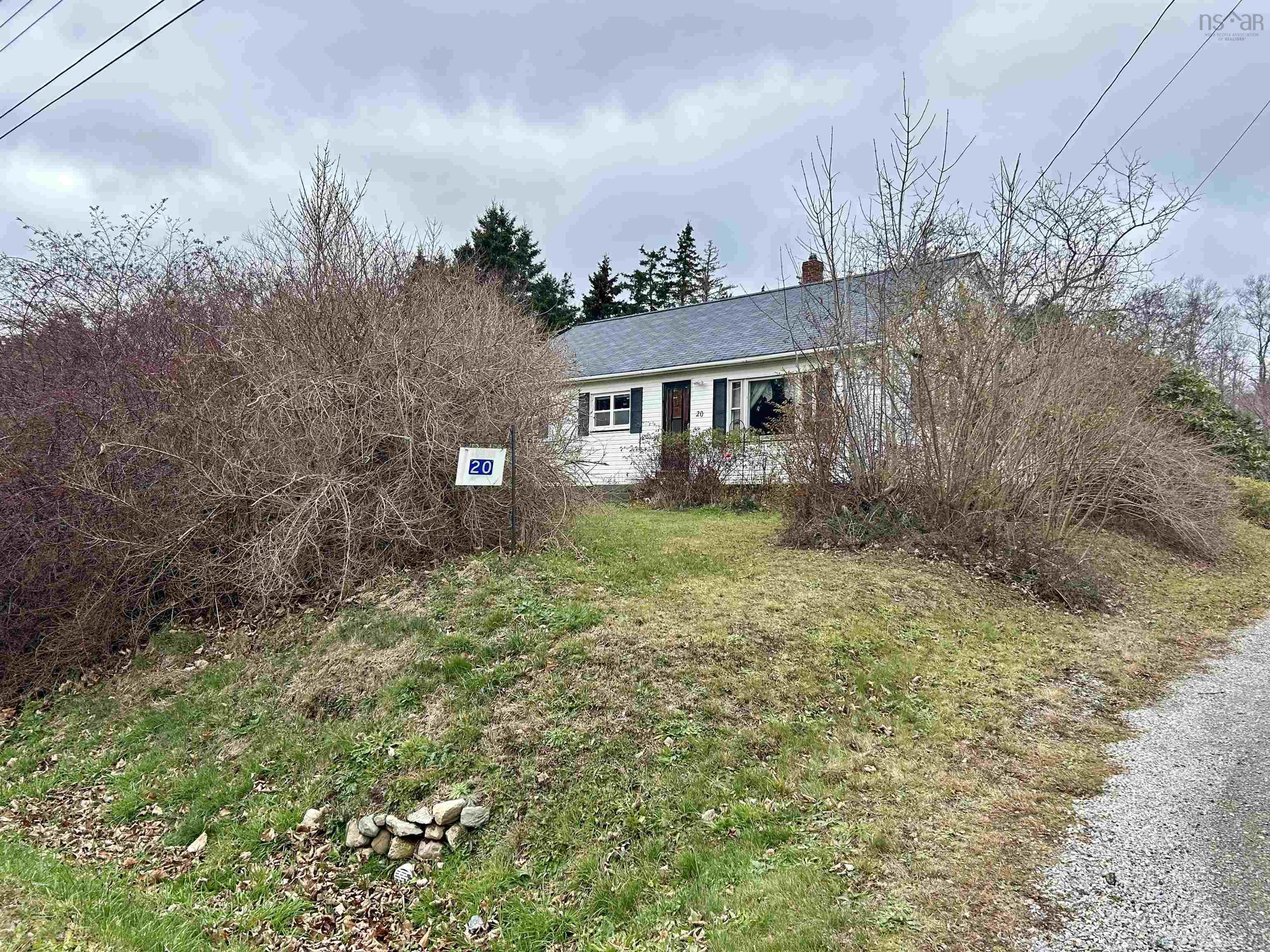 $225,000.00: 20 Chemin De Laboiteau, Wedgeport