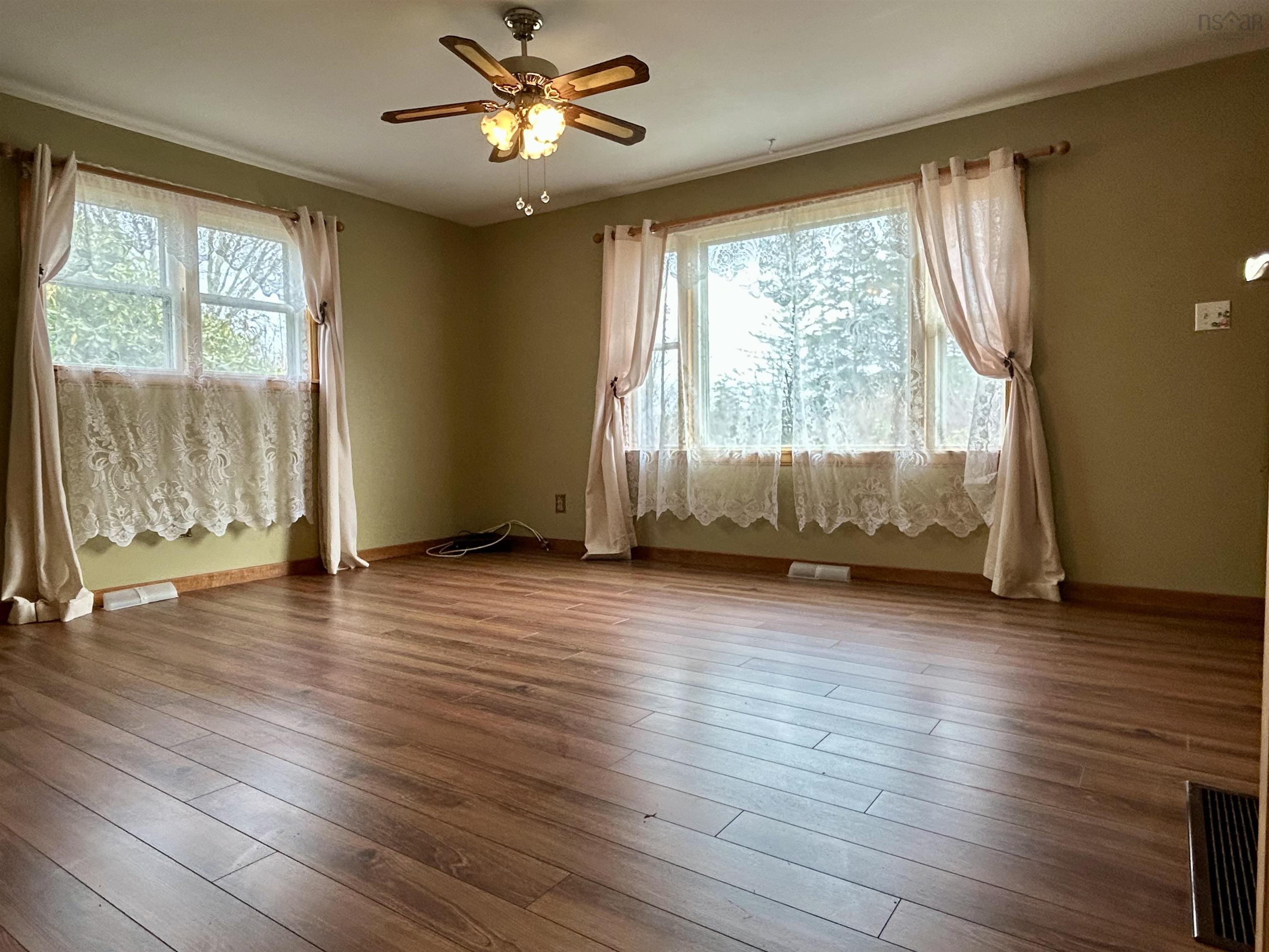 $225,000.00: 20 Chemin De Laboiteau, Wedgeport