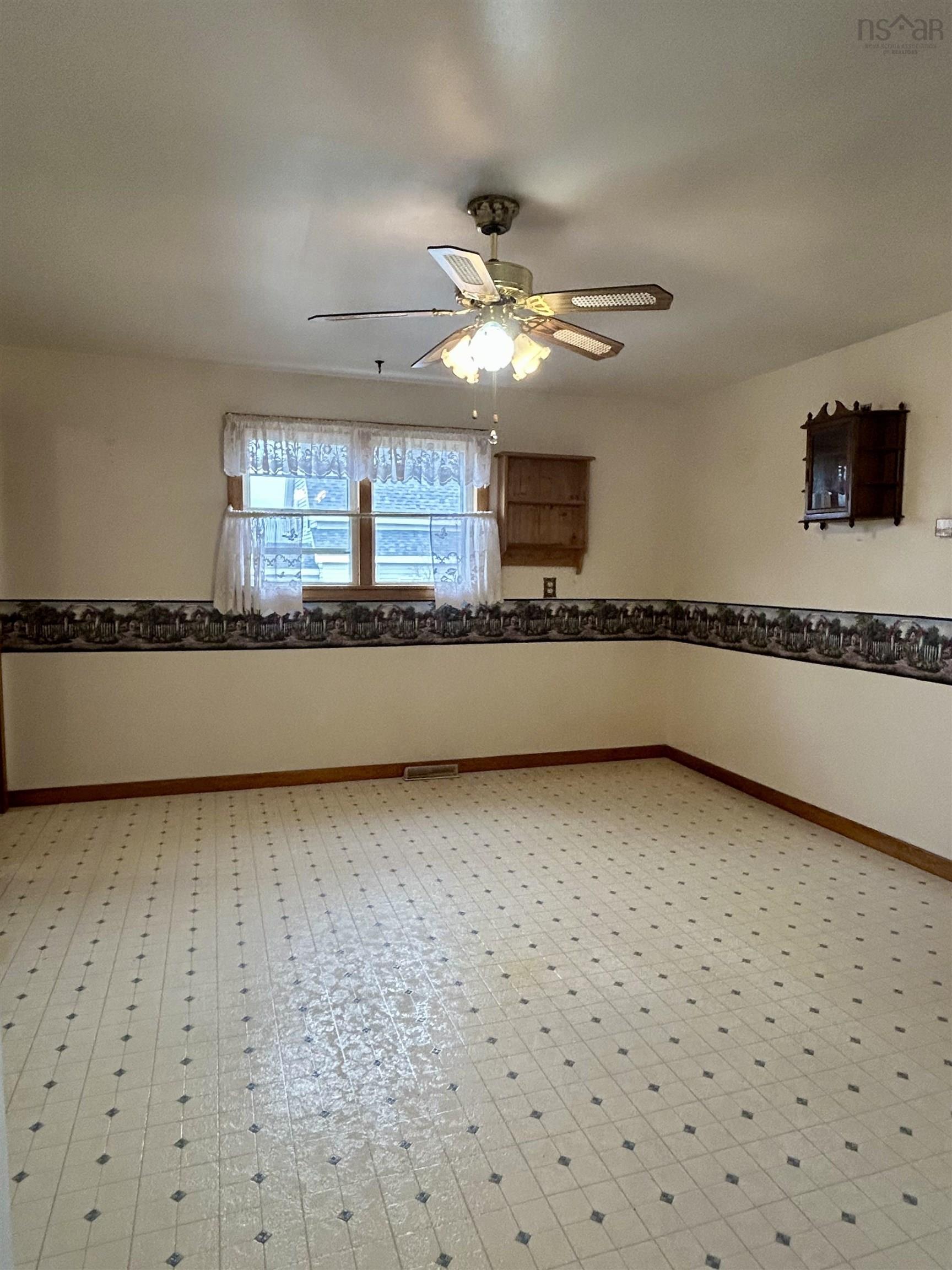 $225,000.00: 20 Chemin De Laboiteau, Wedgeport