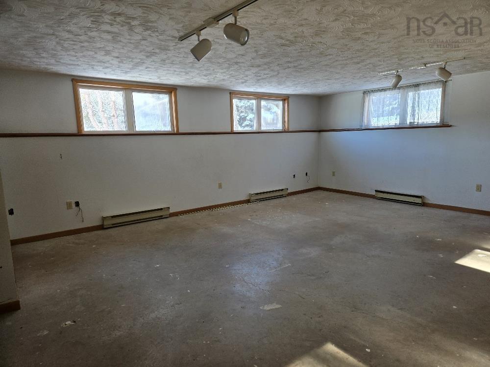 $489,900.00: 111 Maxner Drive, Upper Brookside