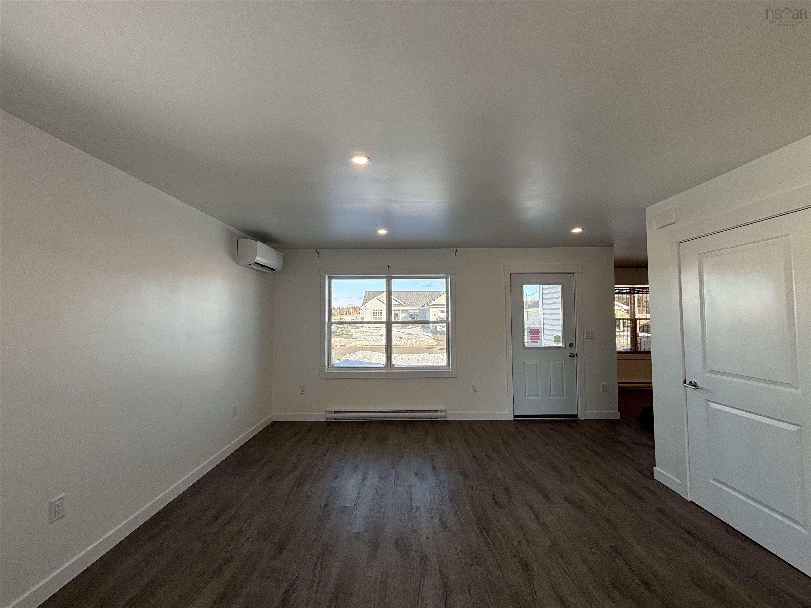 $294,900.00: 7 Fleming Street, Amherst