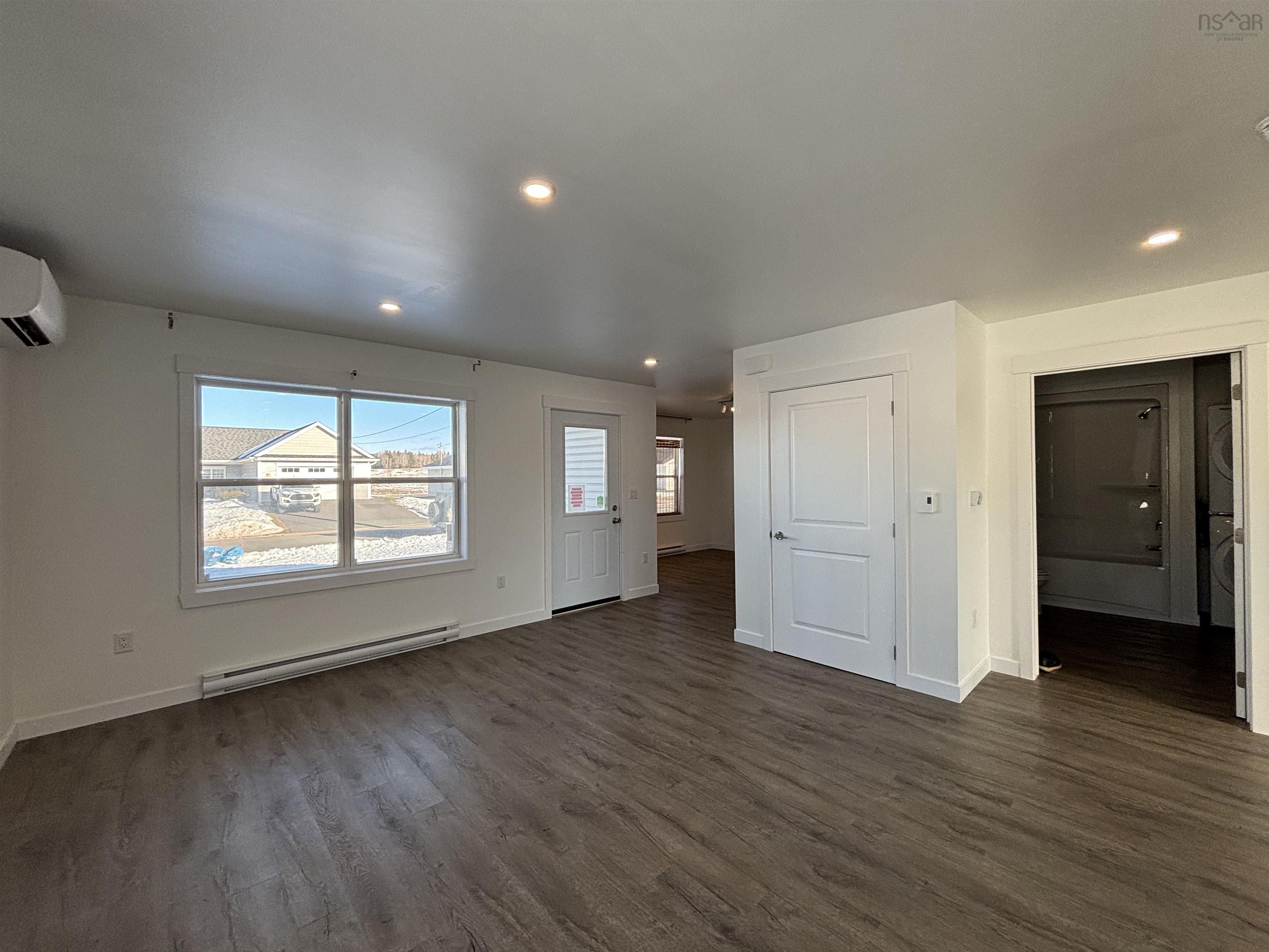 $294,900.00: 7 Fleming Street, Amherst