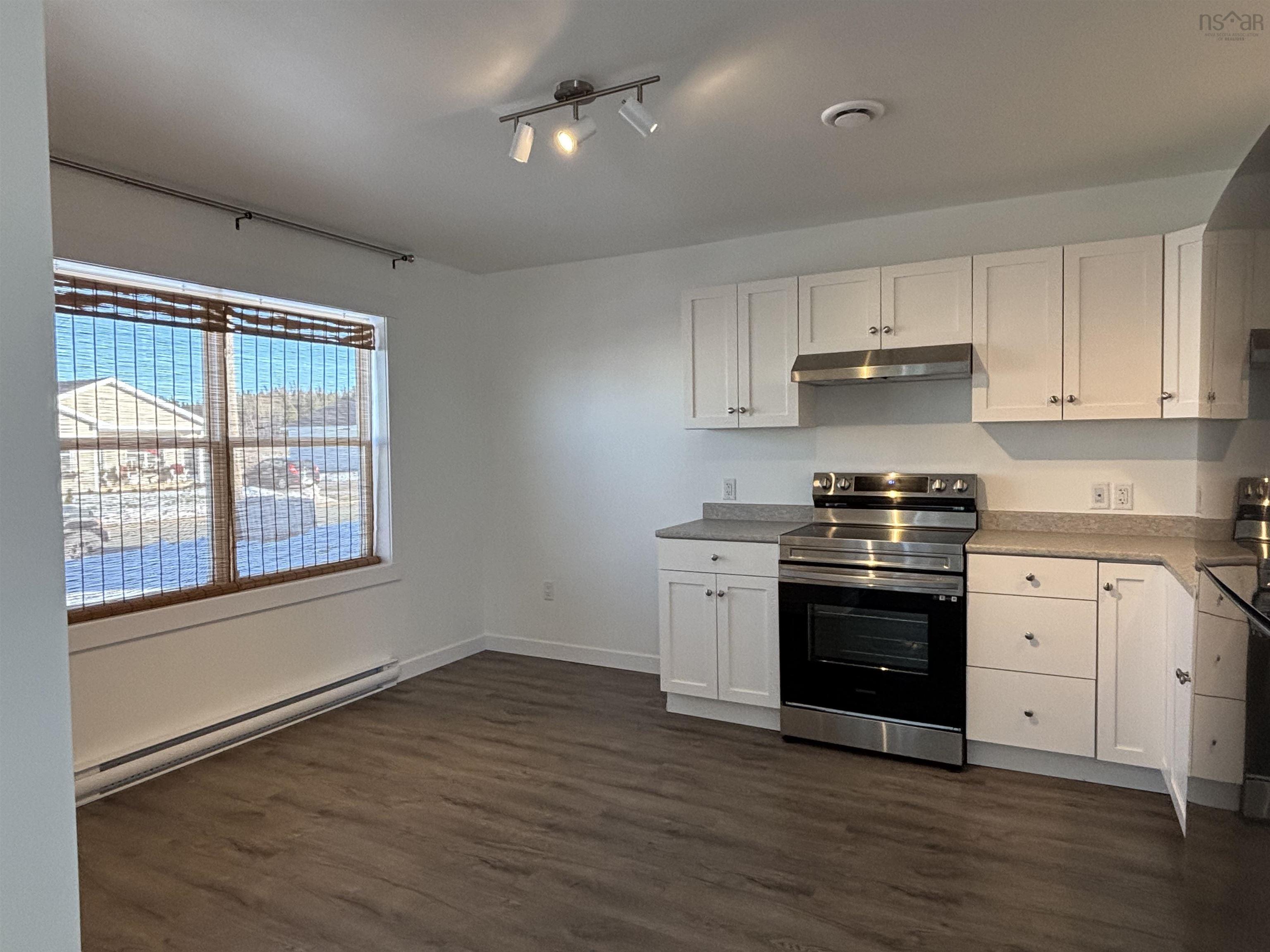 $294,900.00: 7 Fleming Street, Amherst