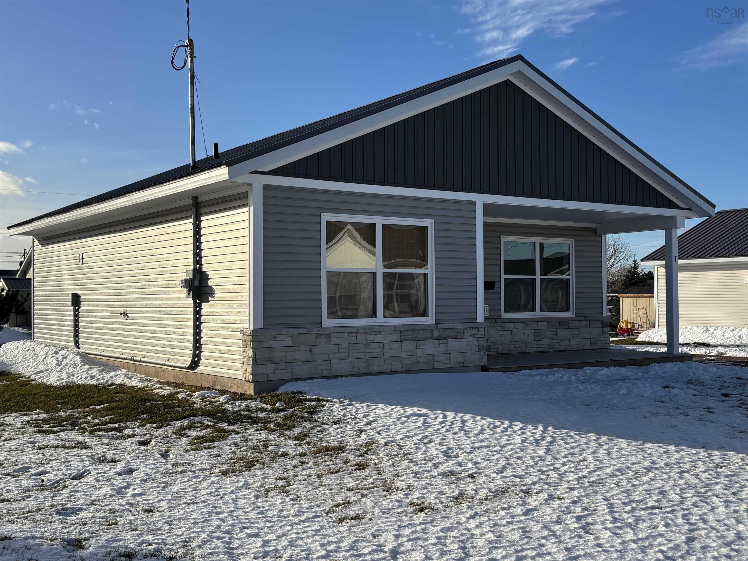 $294,900.00: 7 Fleming Street, Amherst