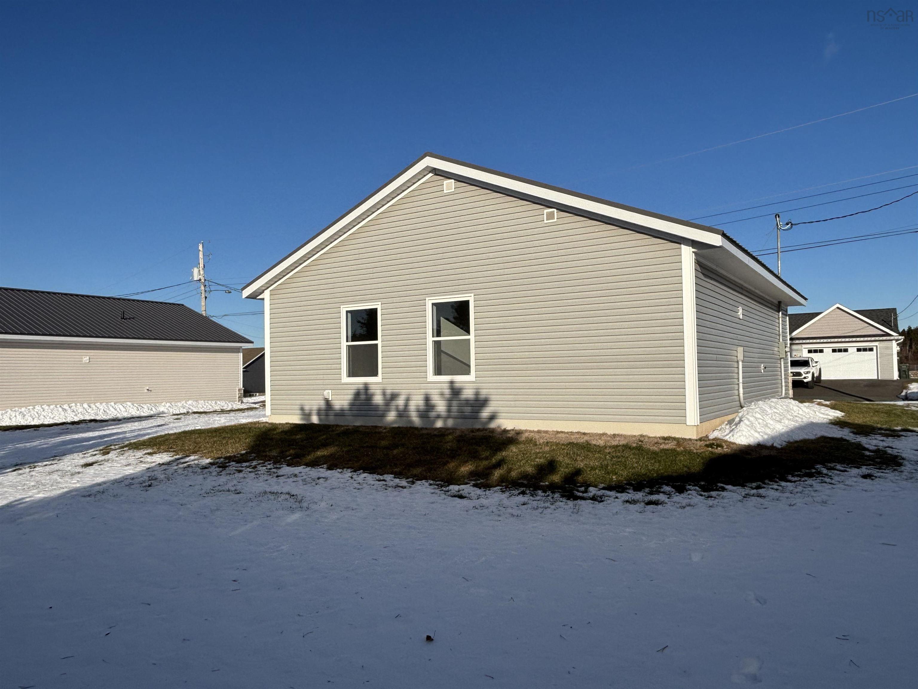 $294,900.00: 7 Fleming Street, Amherst