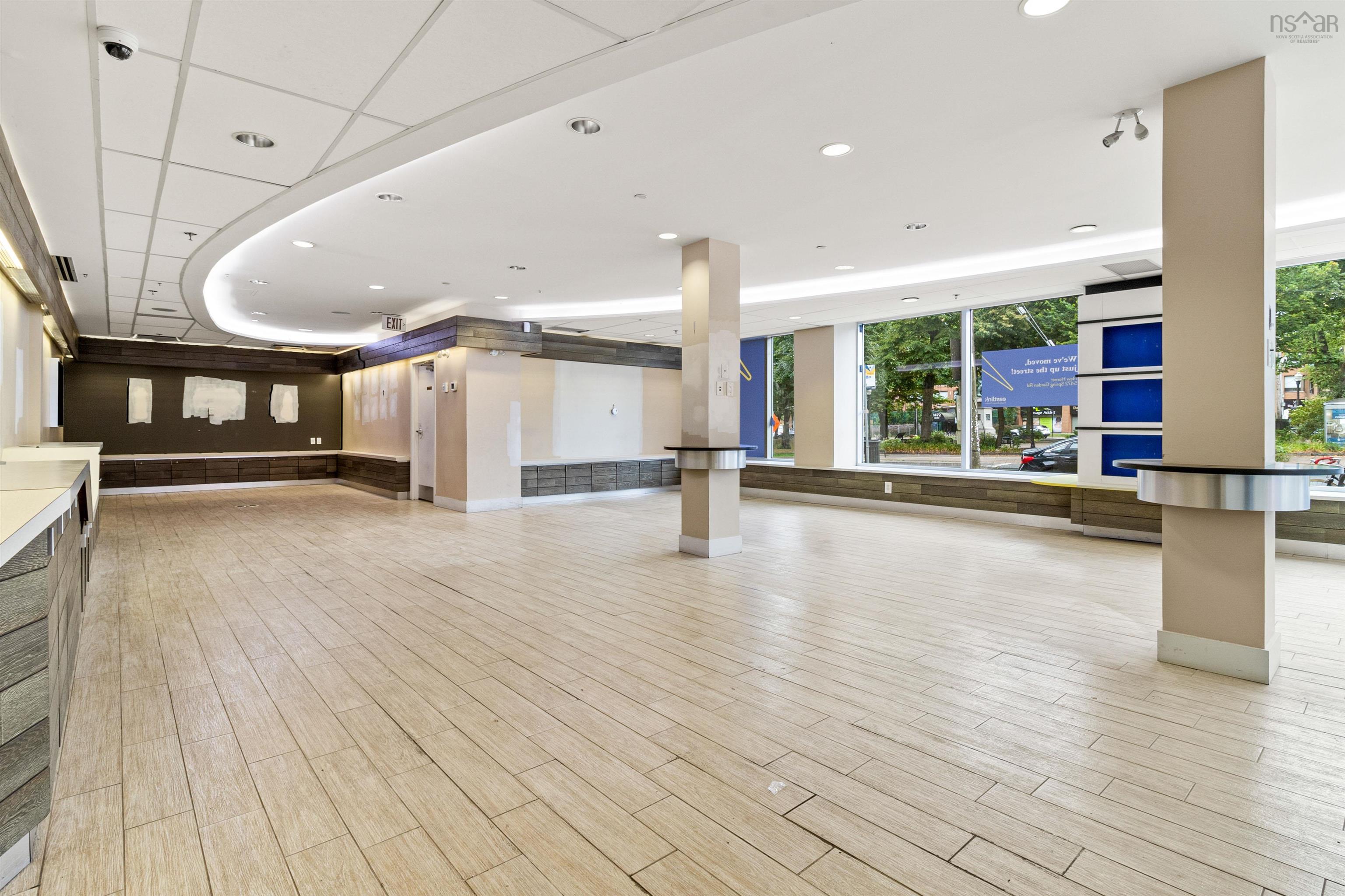 $3,499,900.00: 5690 Spring Garden Road, Halifax