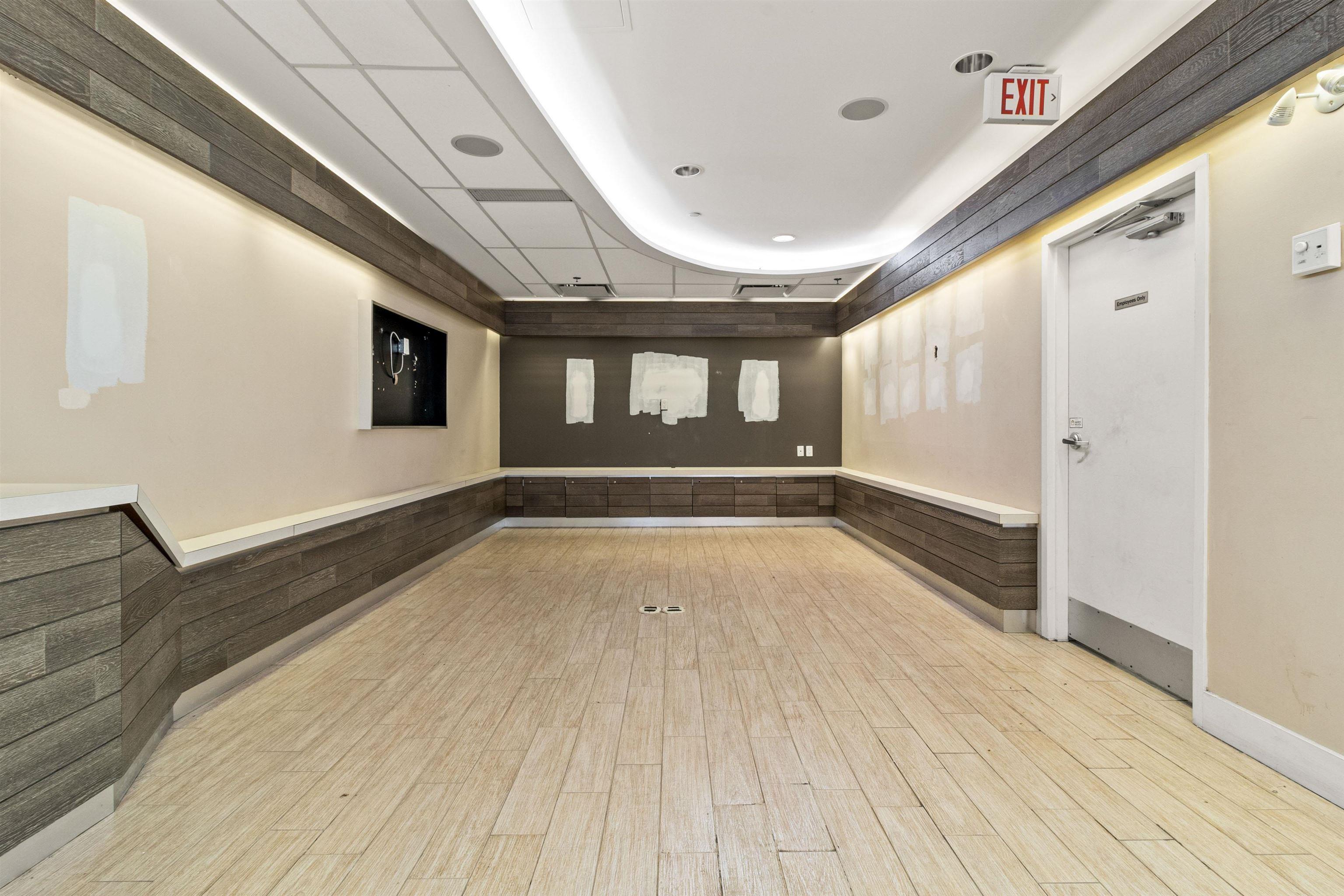 $3,499,900.00: 5690 Spring Garden Road, Halifax