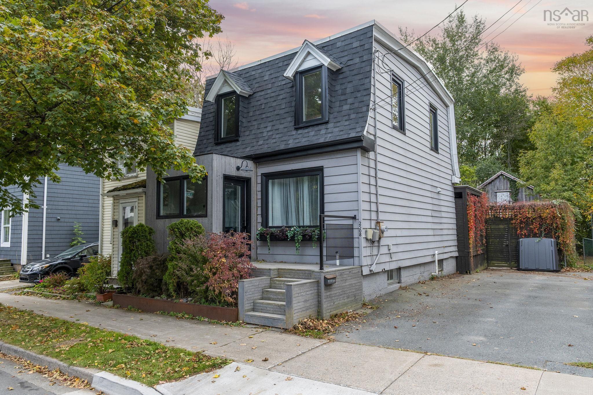 2508 Oxford Street, Halifax Peninsula, NS (MLS 202529460)
