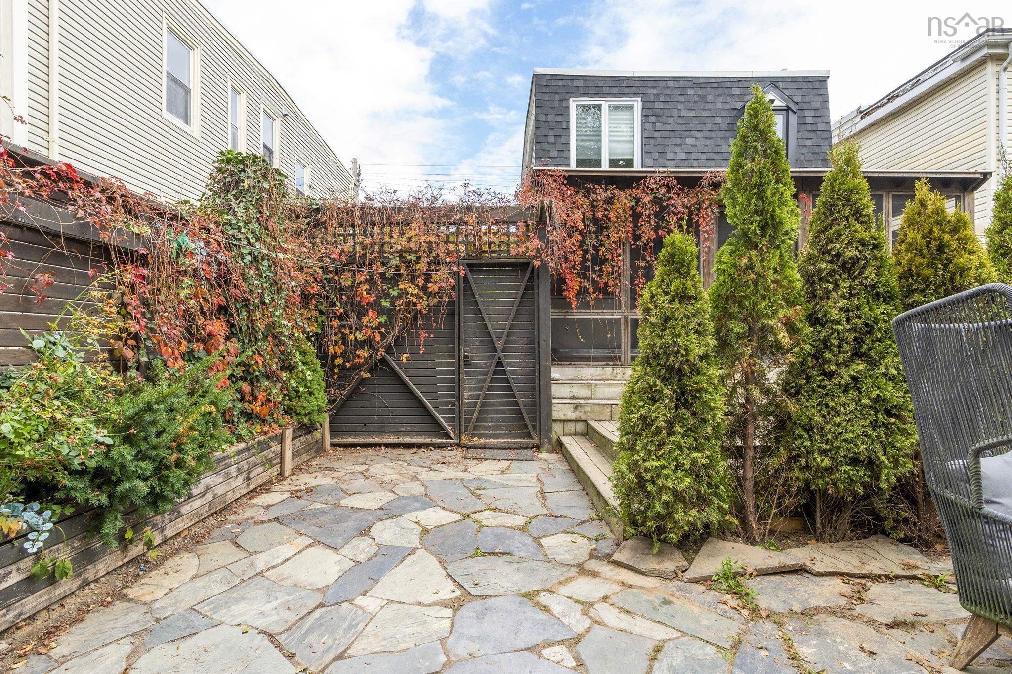 2508 Oxford Street, Halifax Peninsula, NS (MLS 202529460)