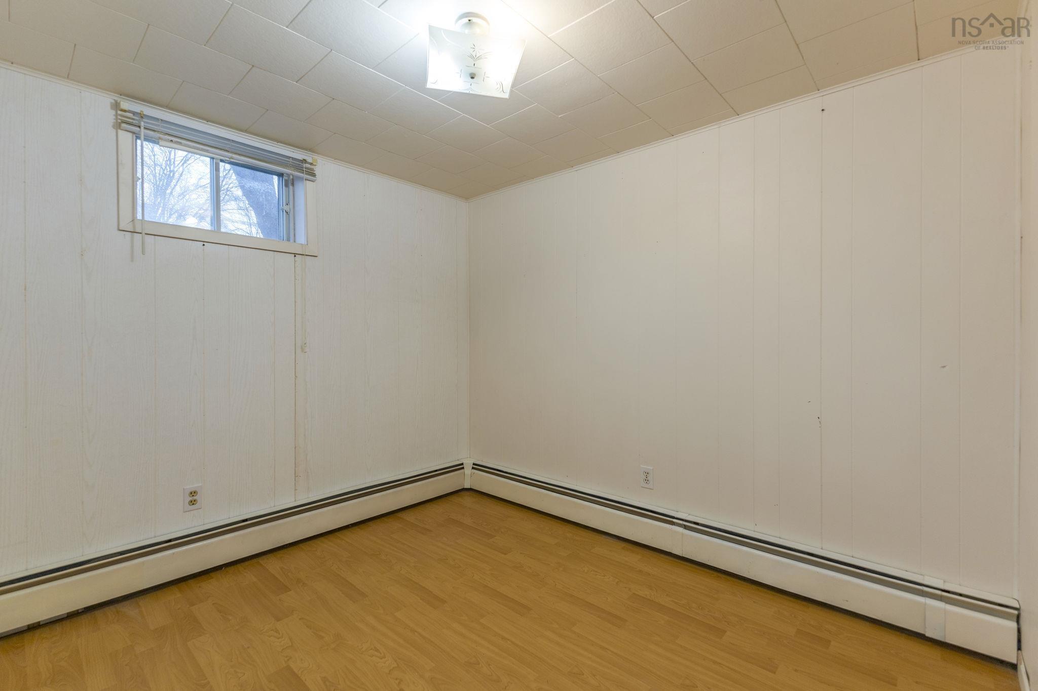 $279,000.00: 18 Kirk Avenue, Stellarton