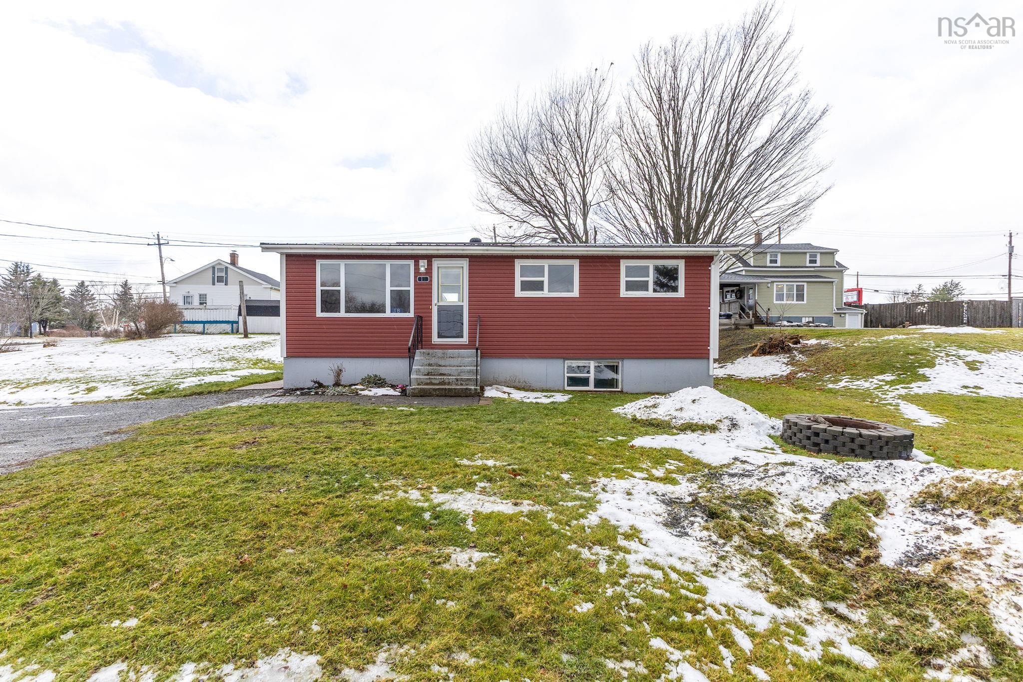 $279,000.00: 18 Kirk Avenue, Stellarton