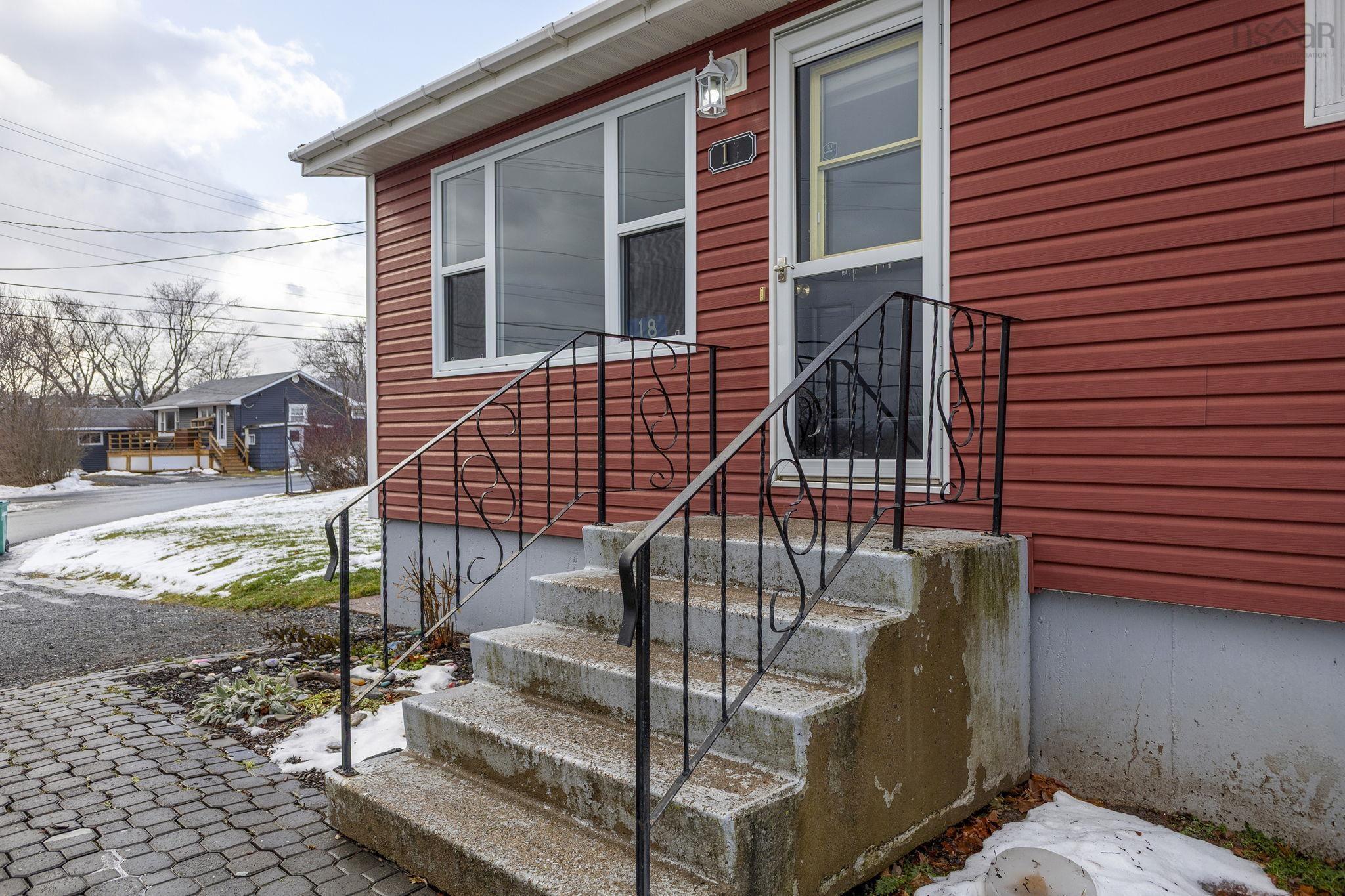 $279,000.00: 18 Kirk Avenue, Stellarton