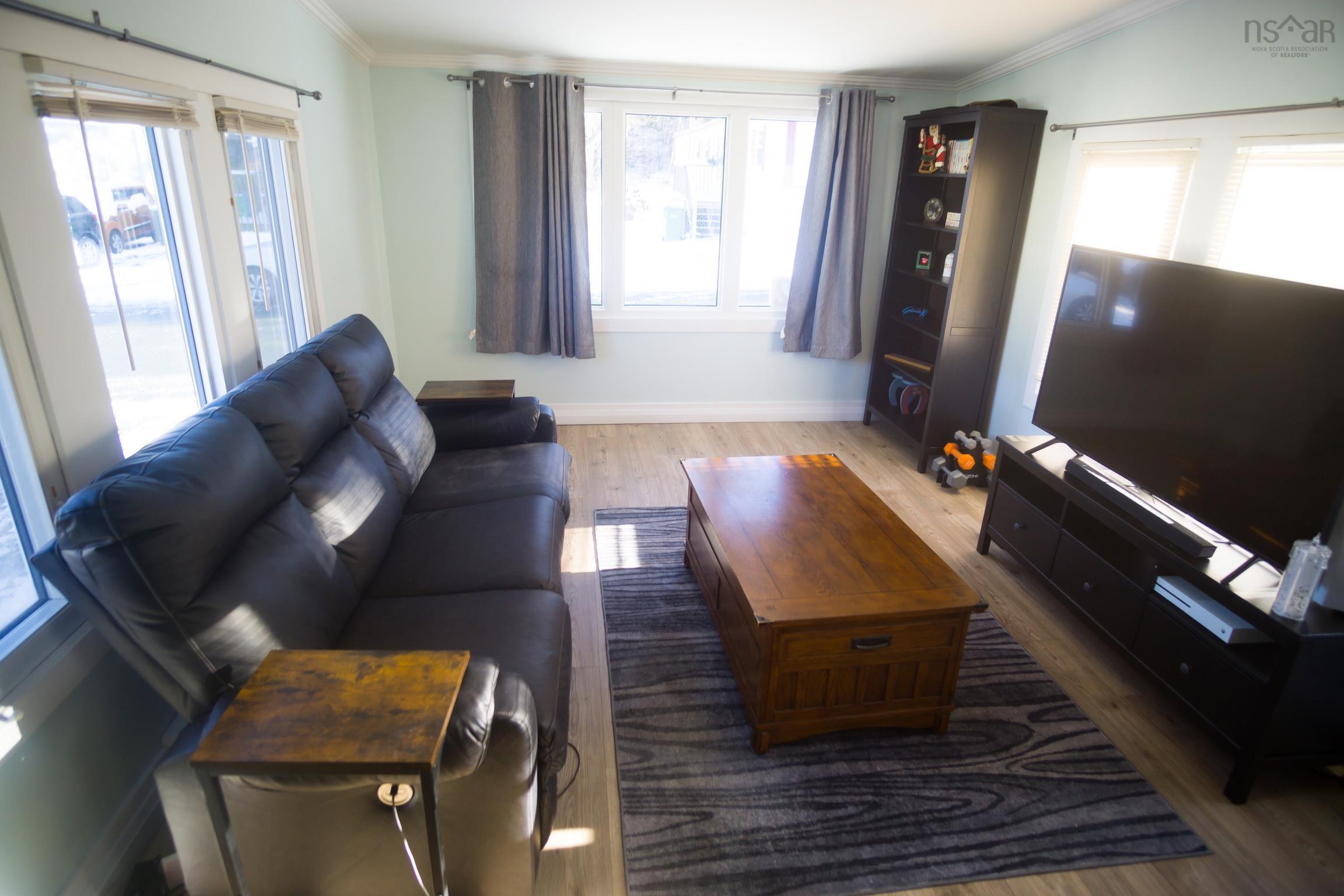 $184,900.00: 22 Sharon Drive, Middle Sackville